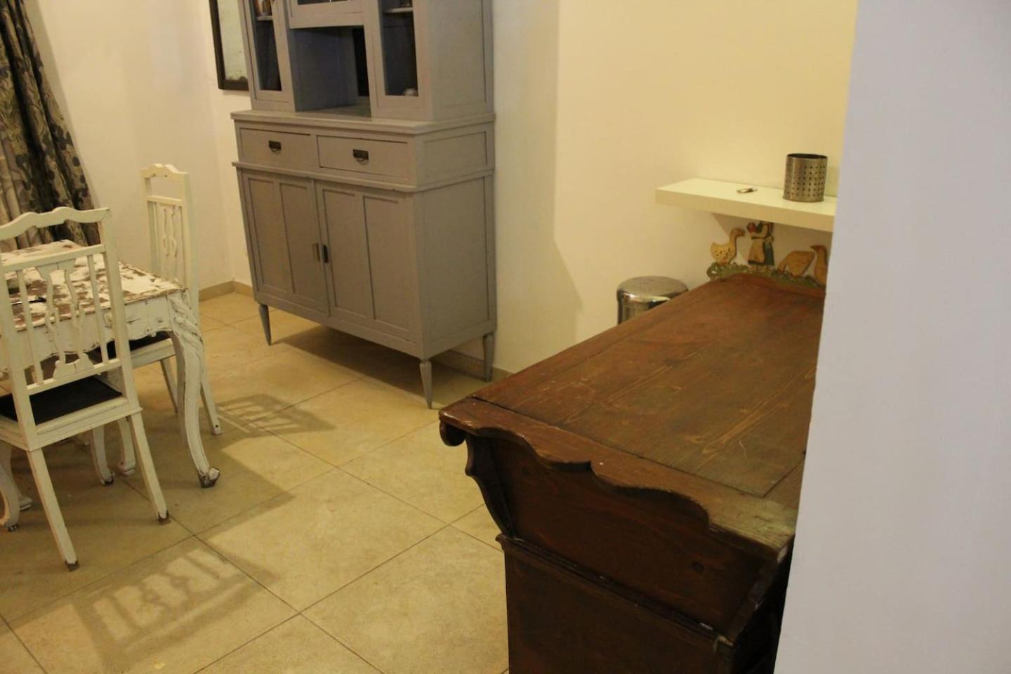 One-Bedroom Apartment - Photo 5