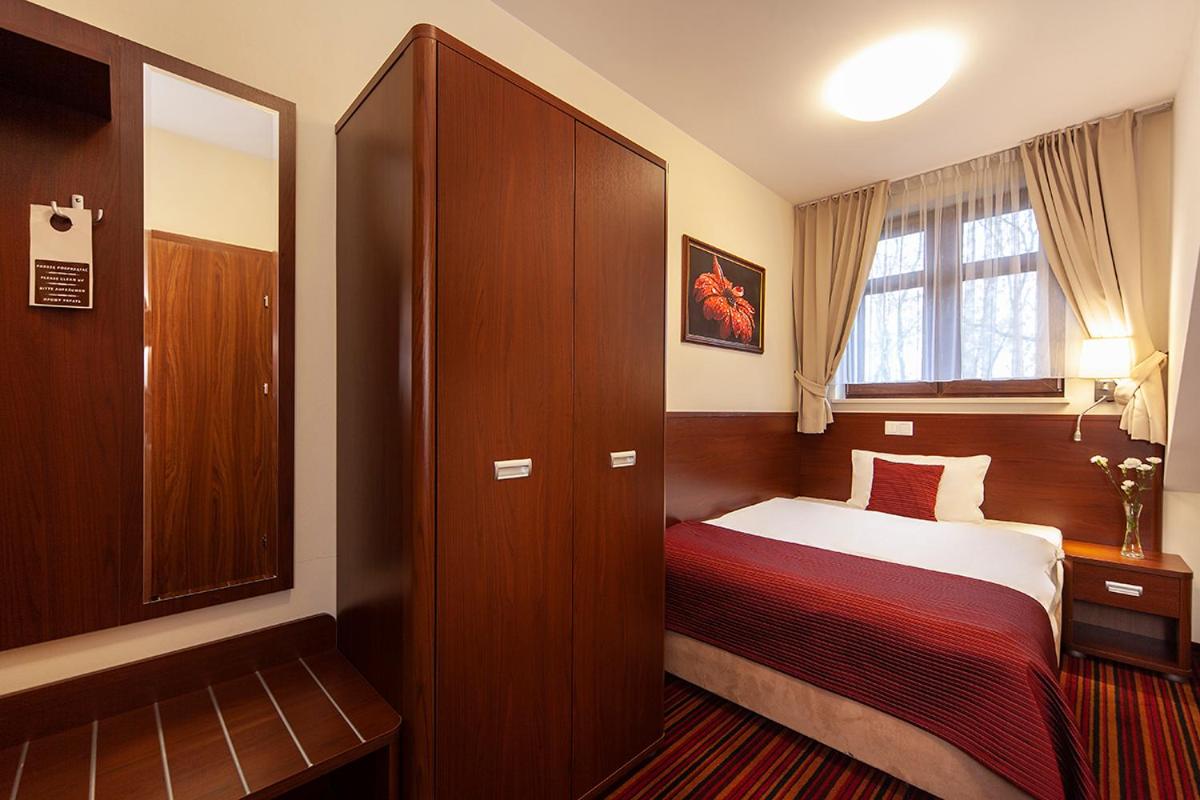 Standard Double Room - Photo 3
