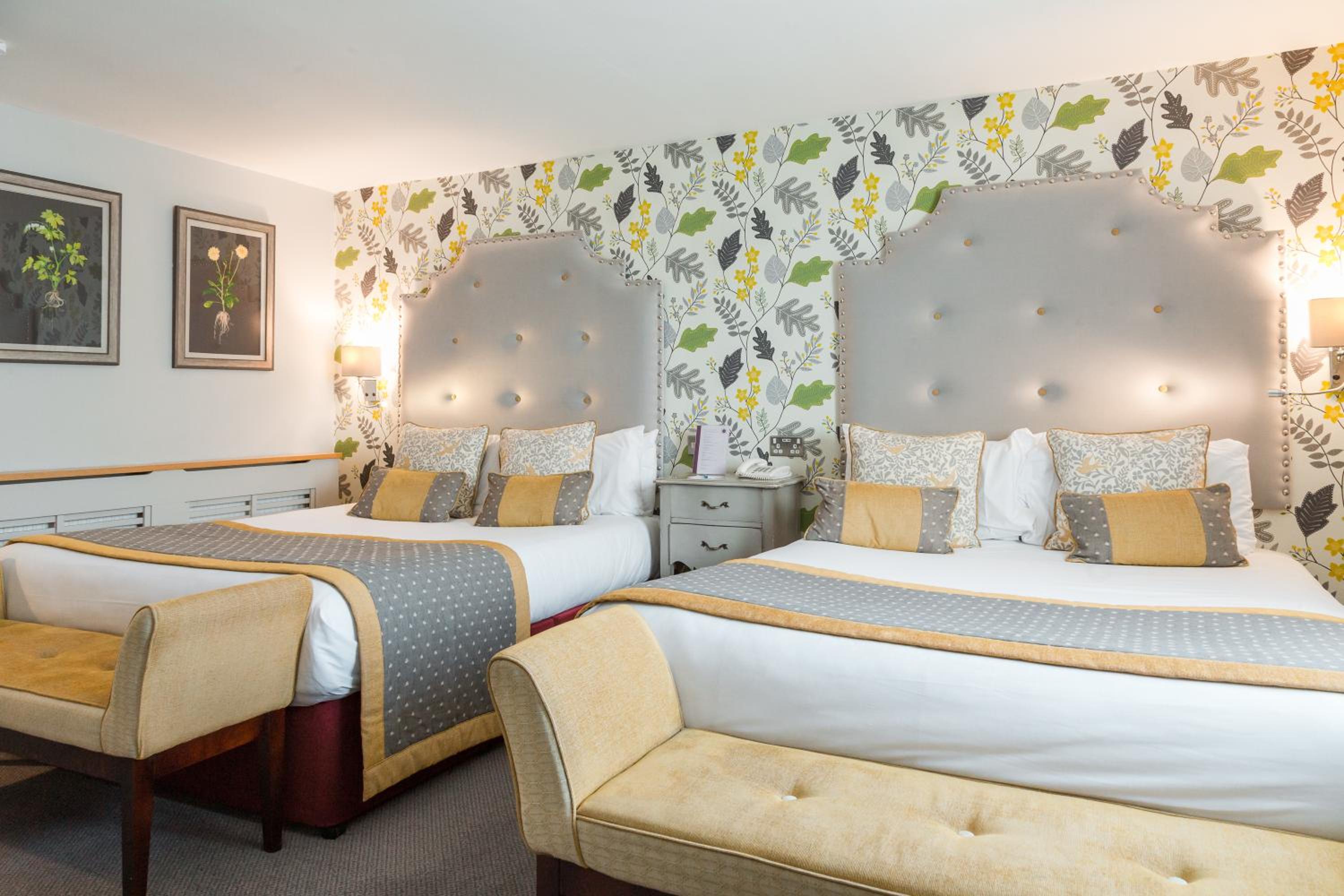 Deluxe Double Room with Two Double Beds - Photo 3