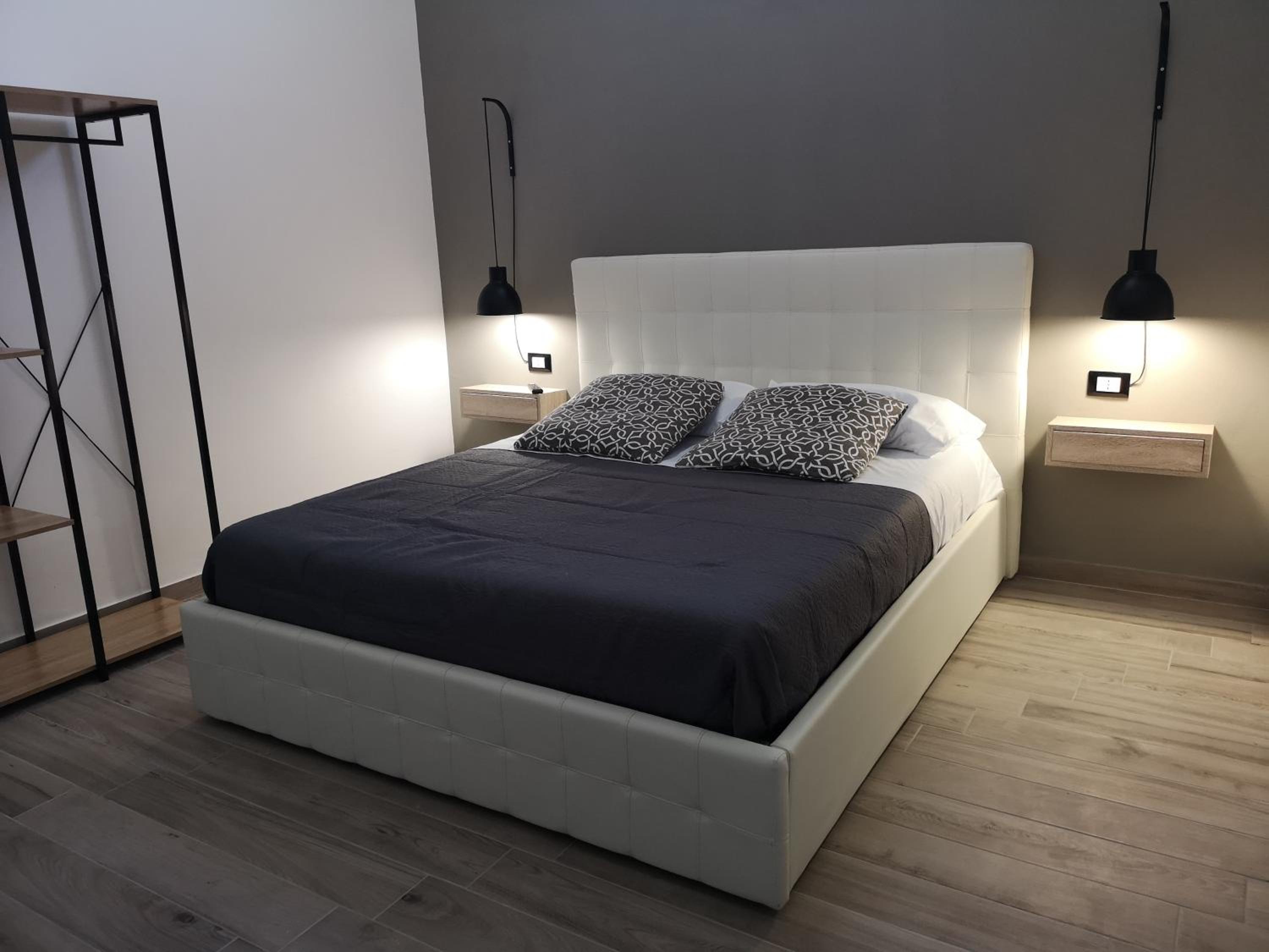 Deluxe Double Room with Extra Bed - Photo 1