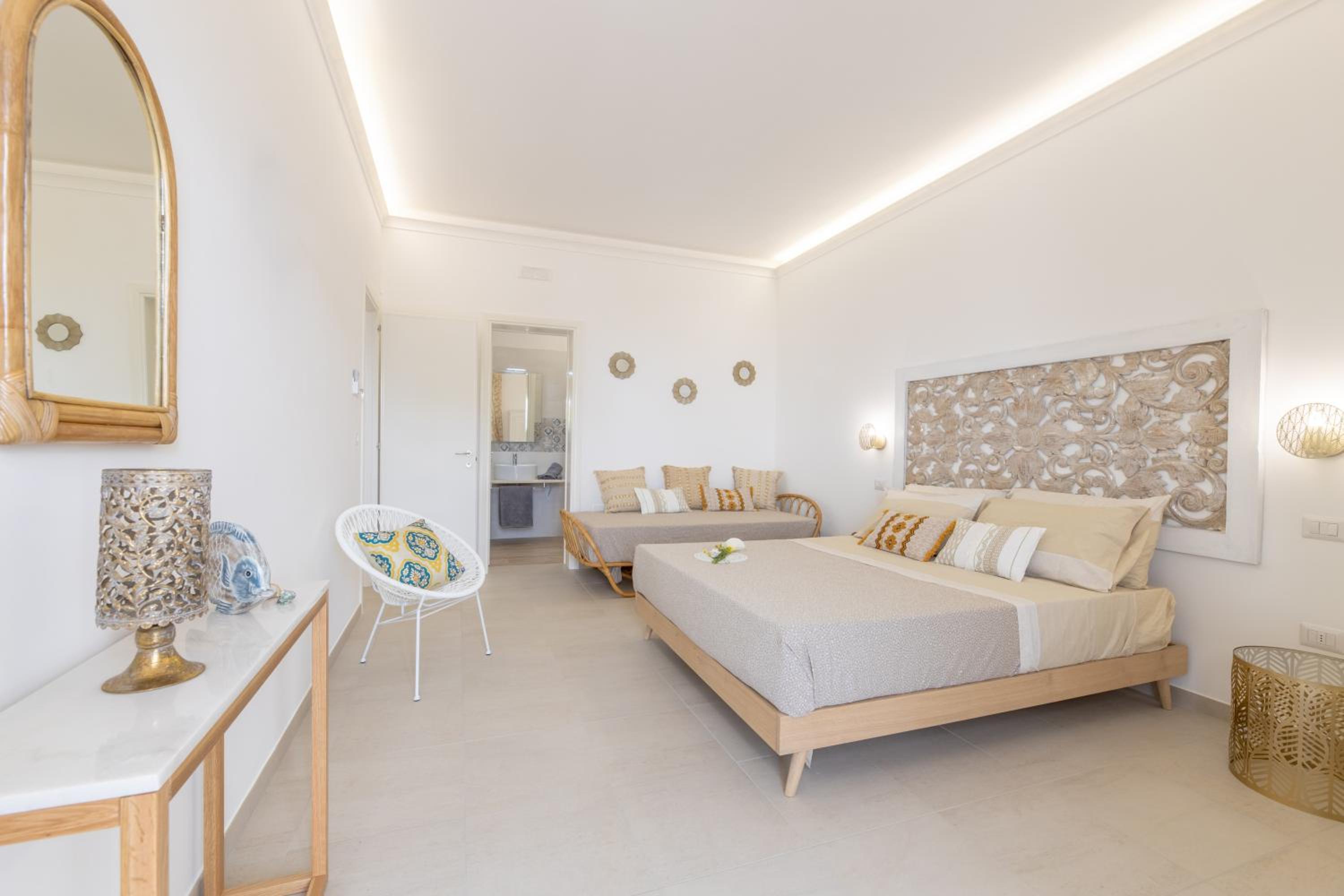 Deluxe Triple Room photo 2