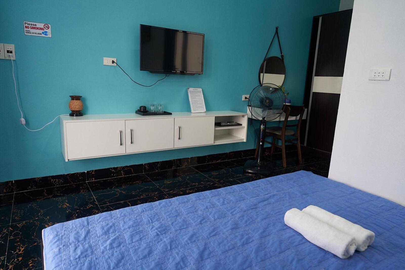 Deluxe Room (2 Adults + 1 Child) photo 2