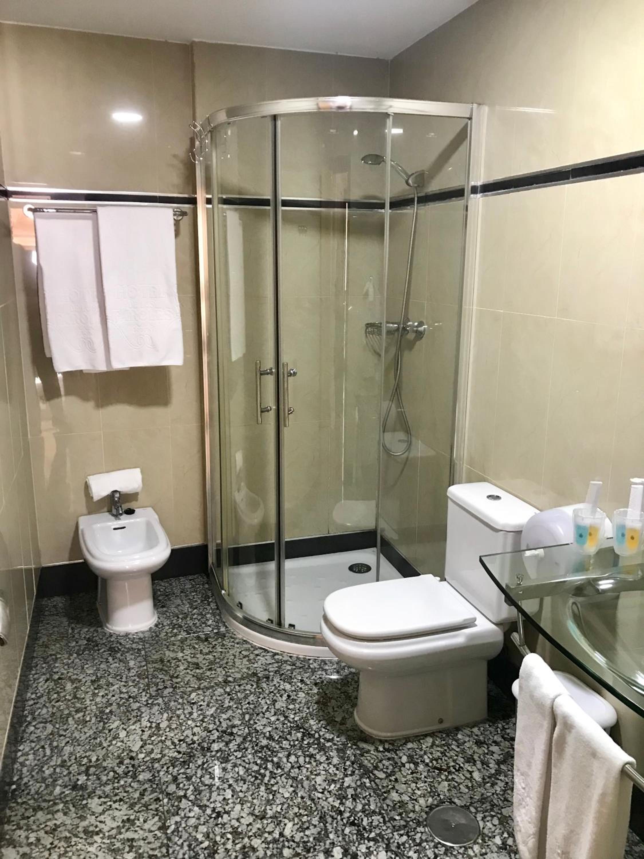 Single Room photo 2