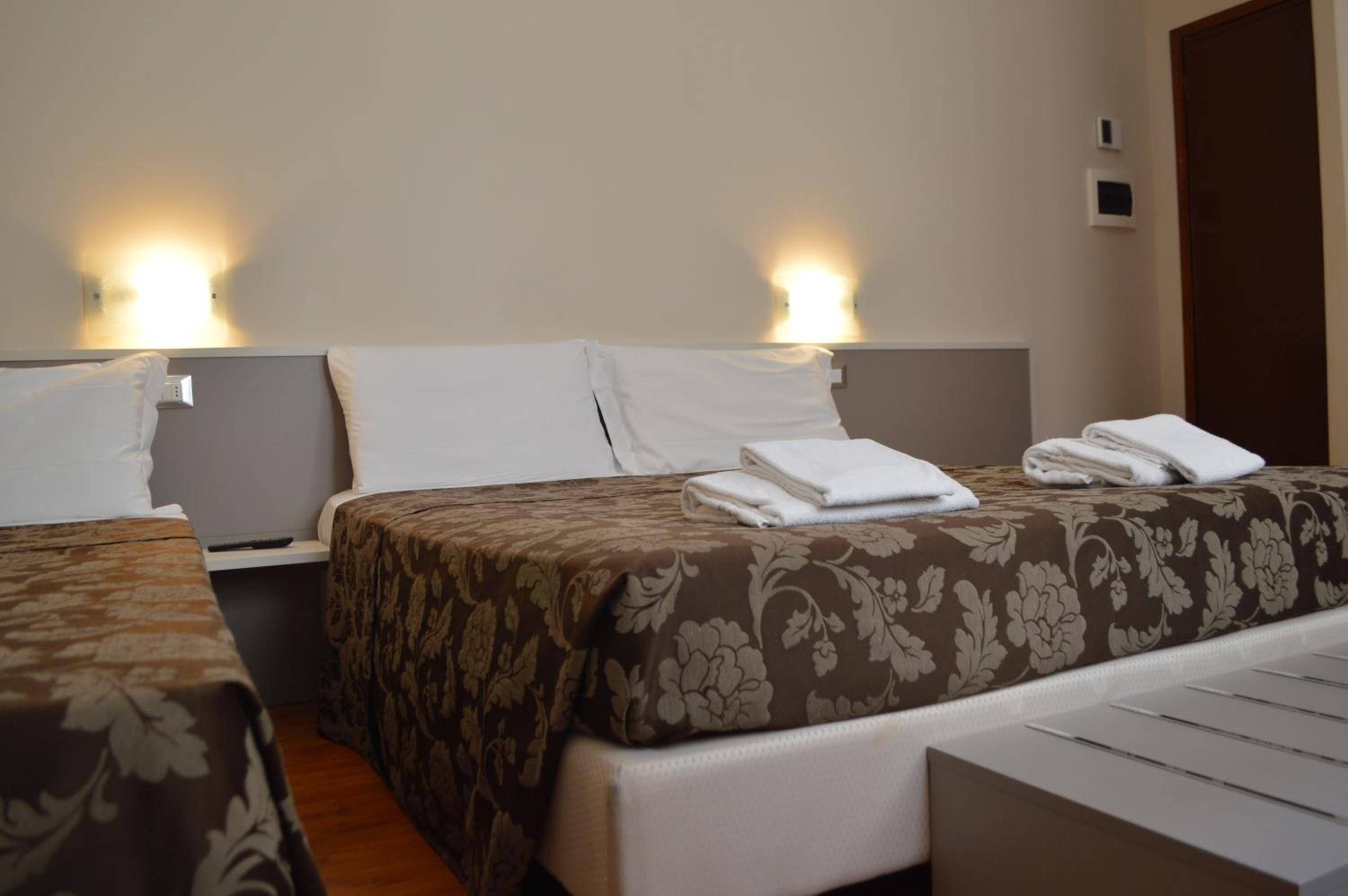 Triple Room photo 2