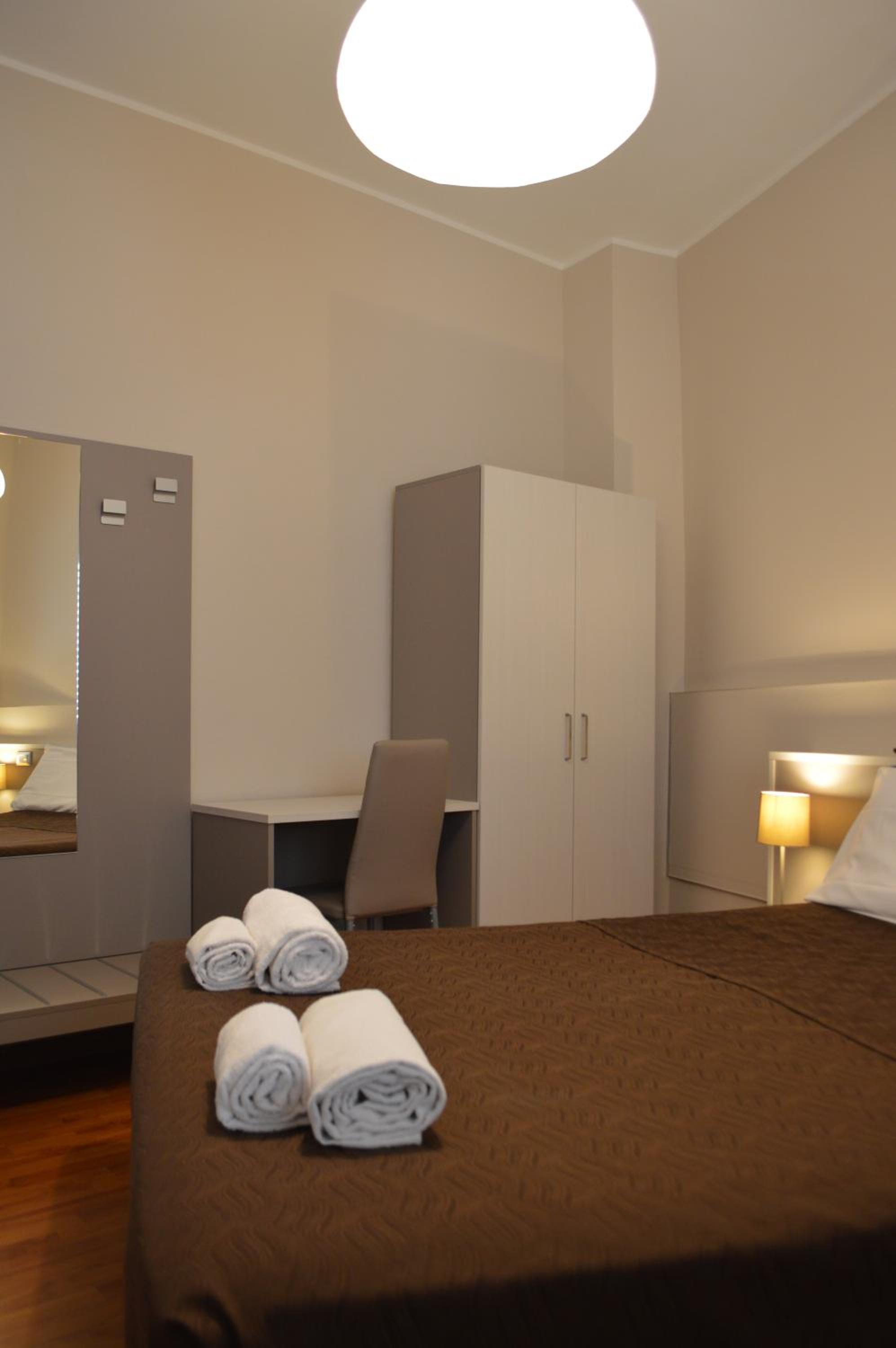 Double Or Twin Room photo 3