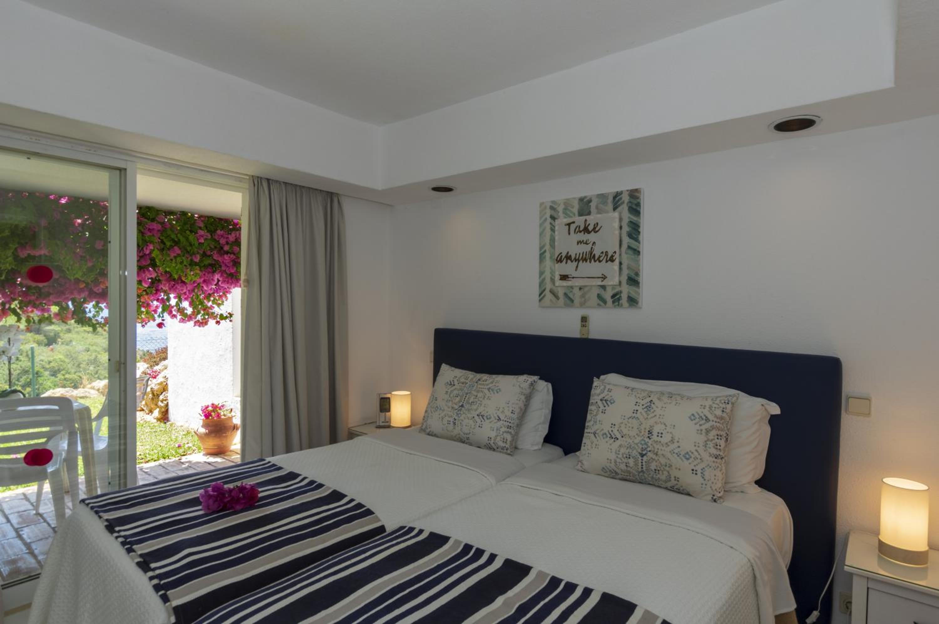 Apartamento de um quarto com vista para o mar