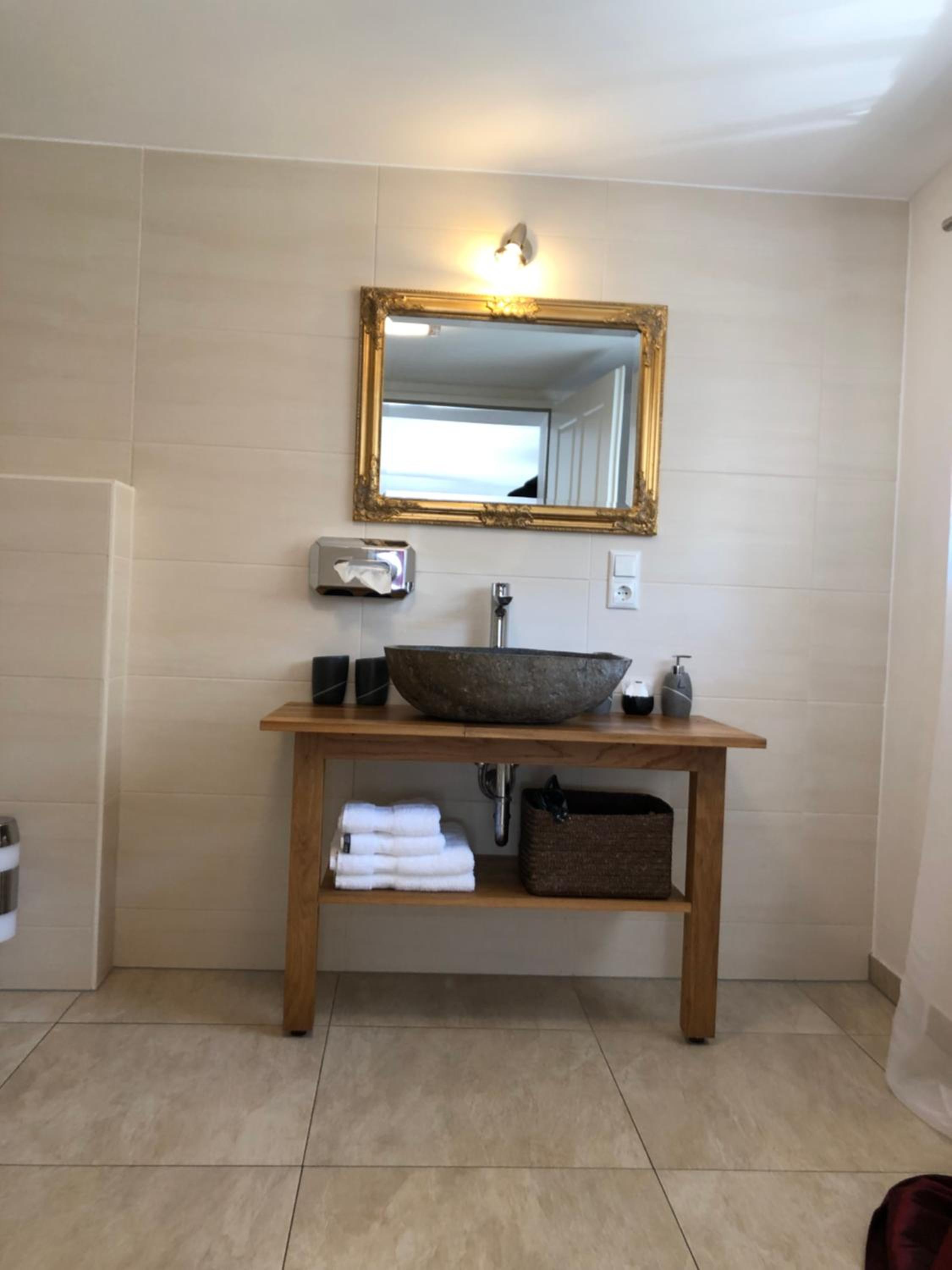 Deluxe Double Room - Photo 3