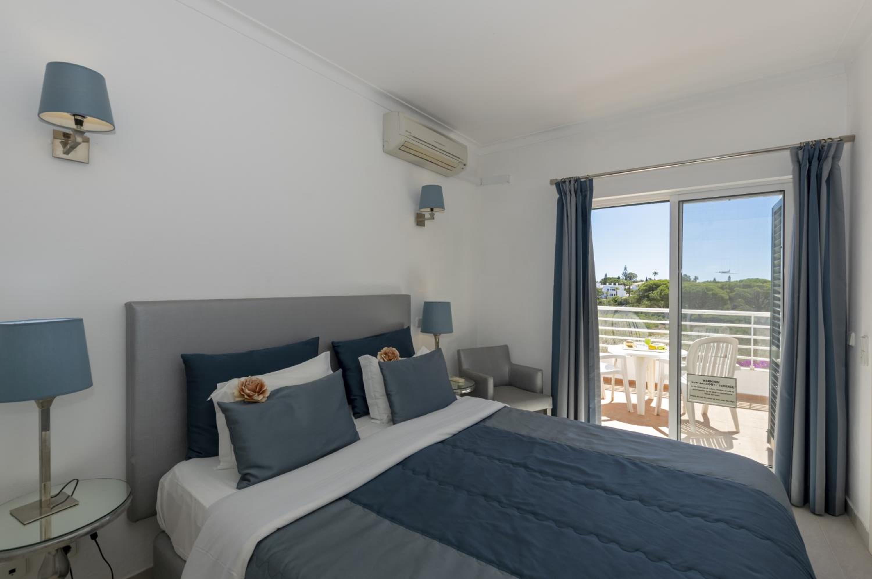 Vila de Dois Quartos com Vista para o Mar
