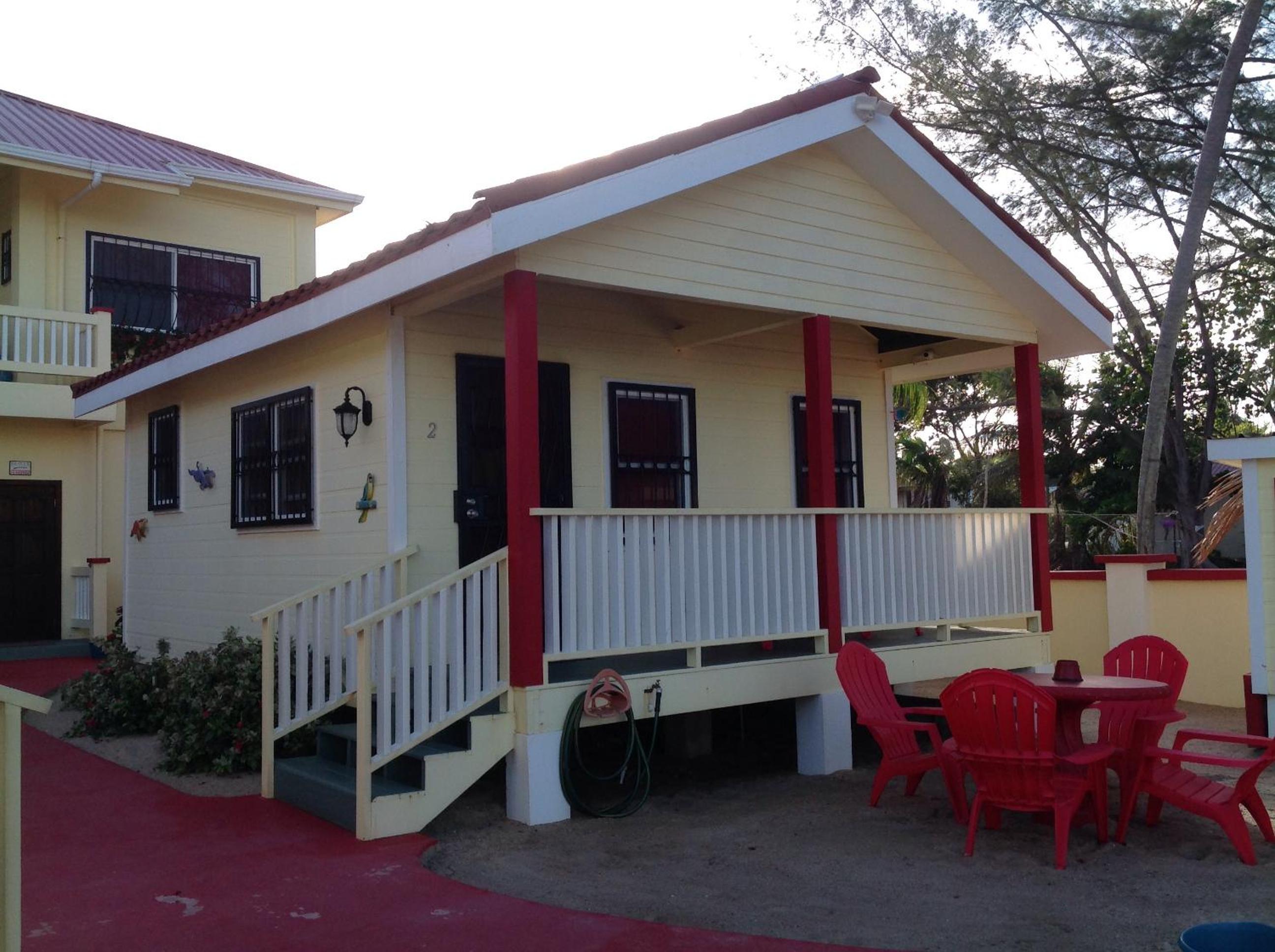 Bungalow - Water Front