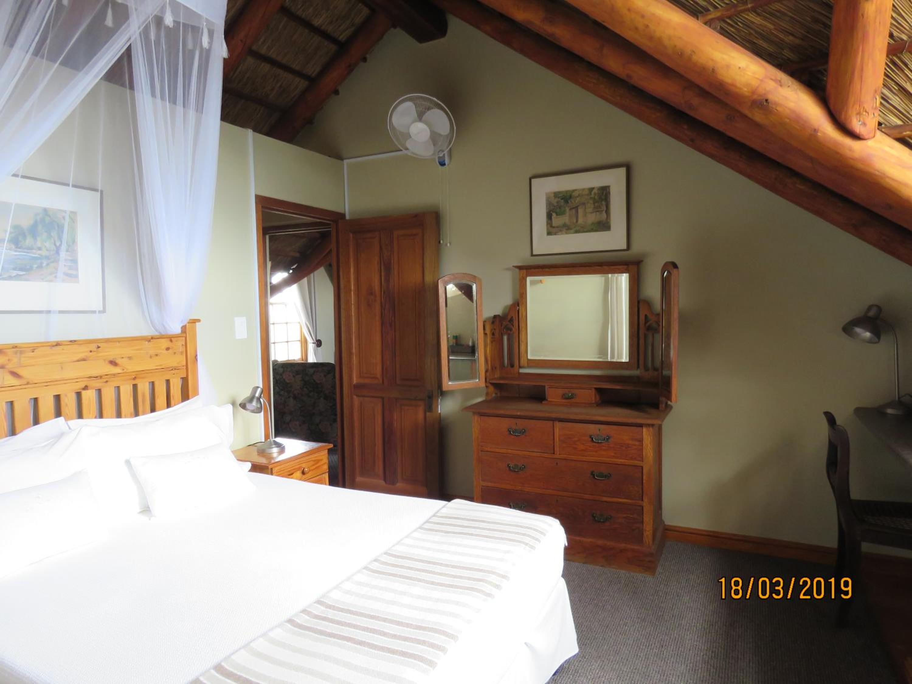 Two-Bedroom Apartment - Photo 7