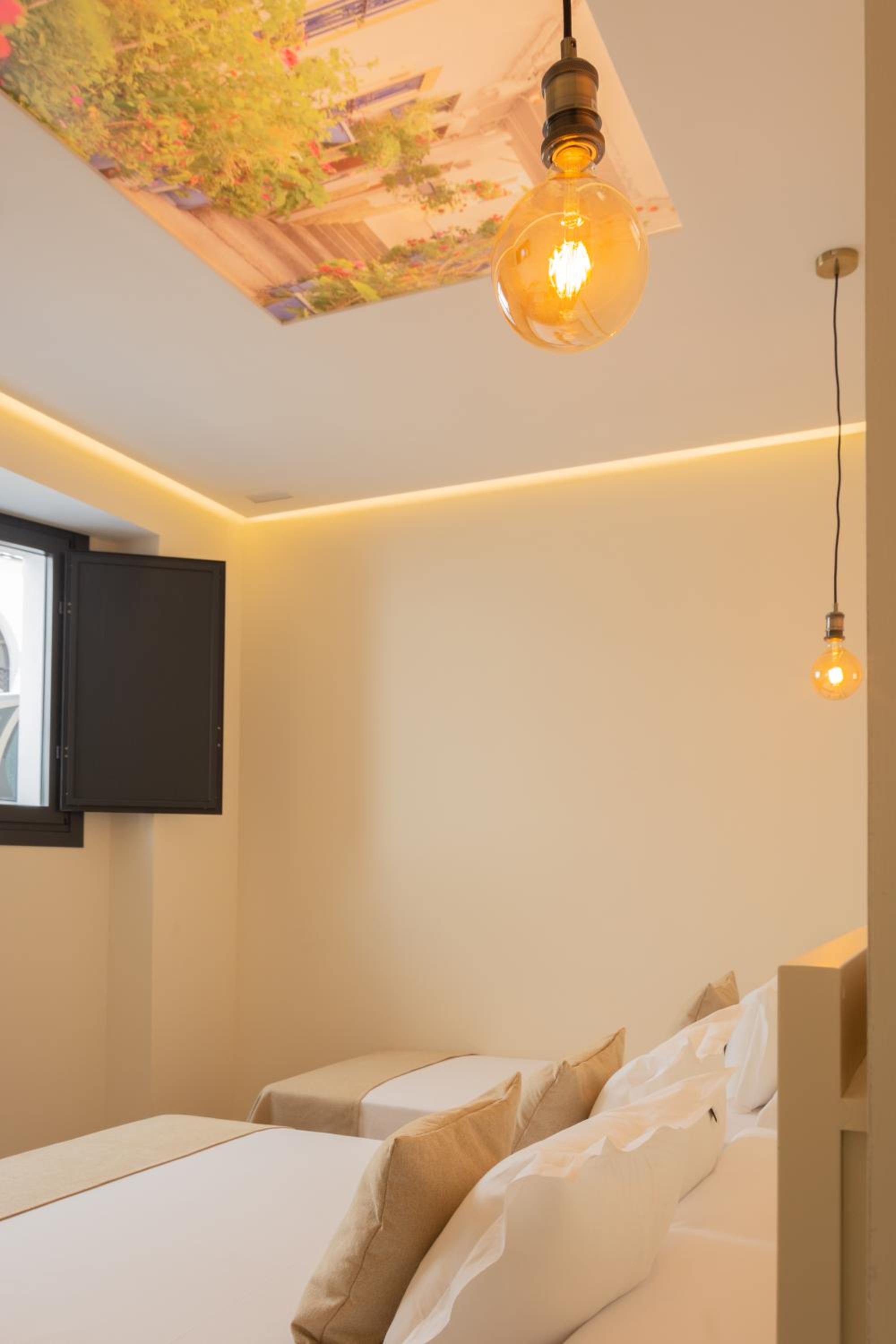 Triple Room - Photo 7