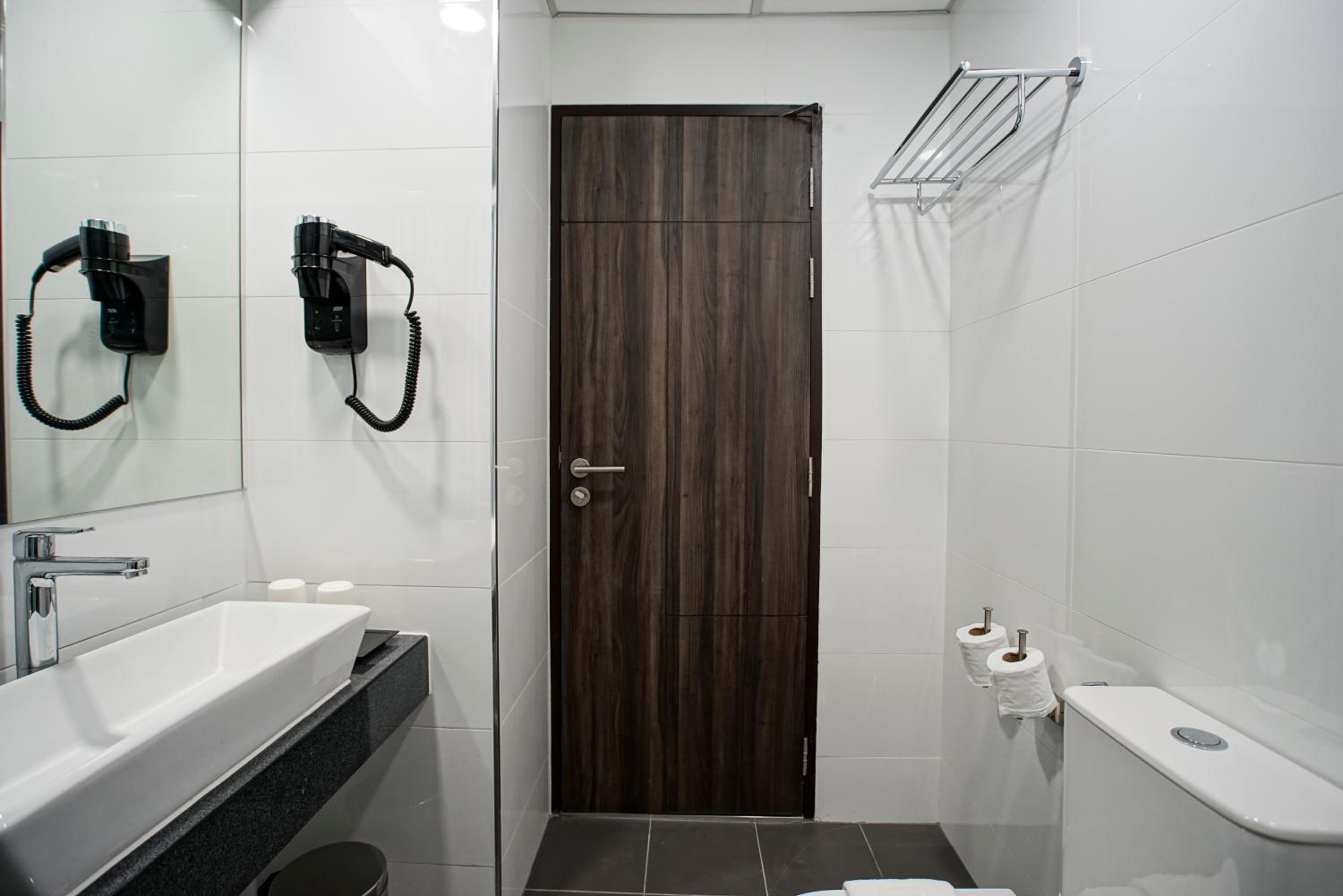 Double Room - Photo 4