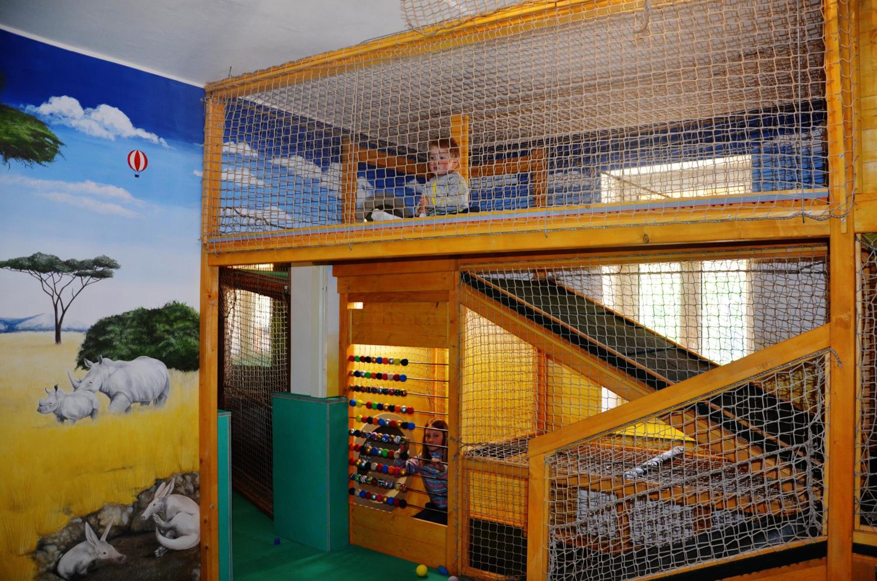 Villa photo 3