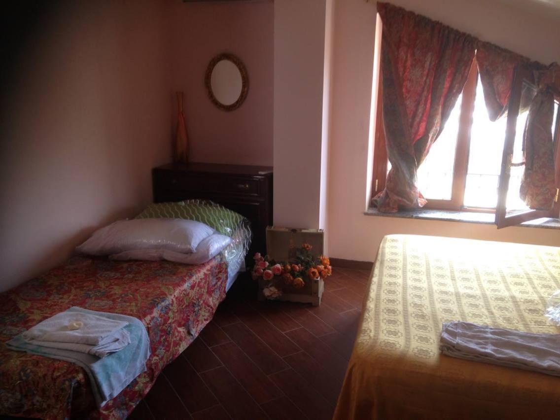 Double Room with Private Bathroom photo 3