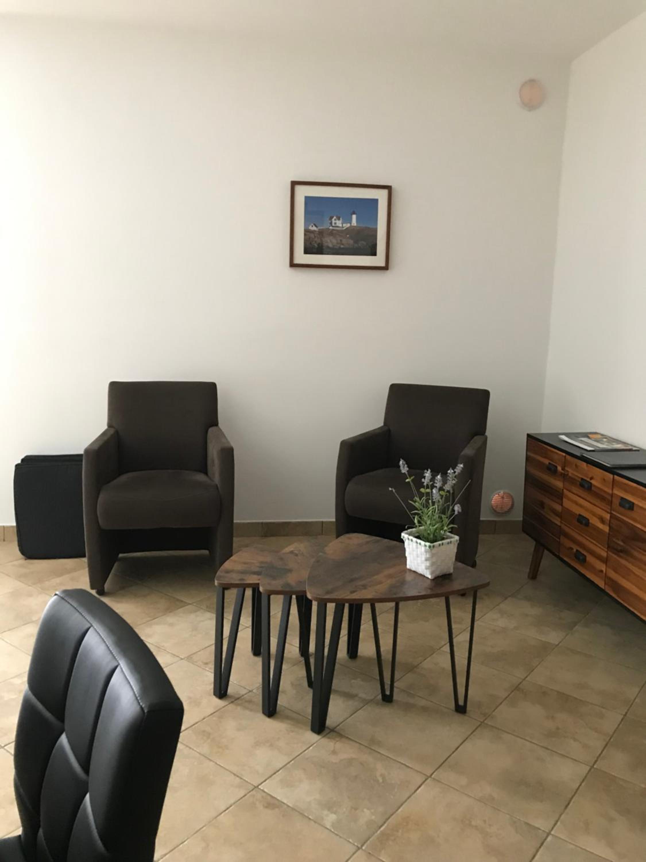 Studio Apartment photo 1