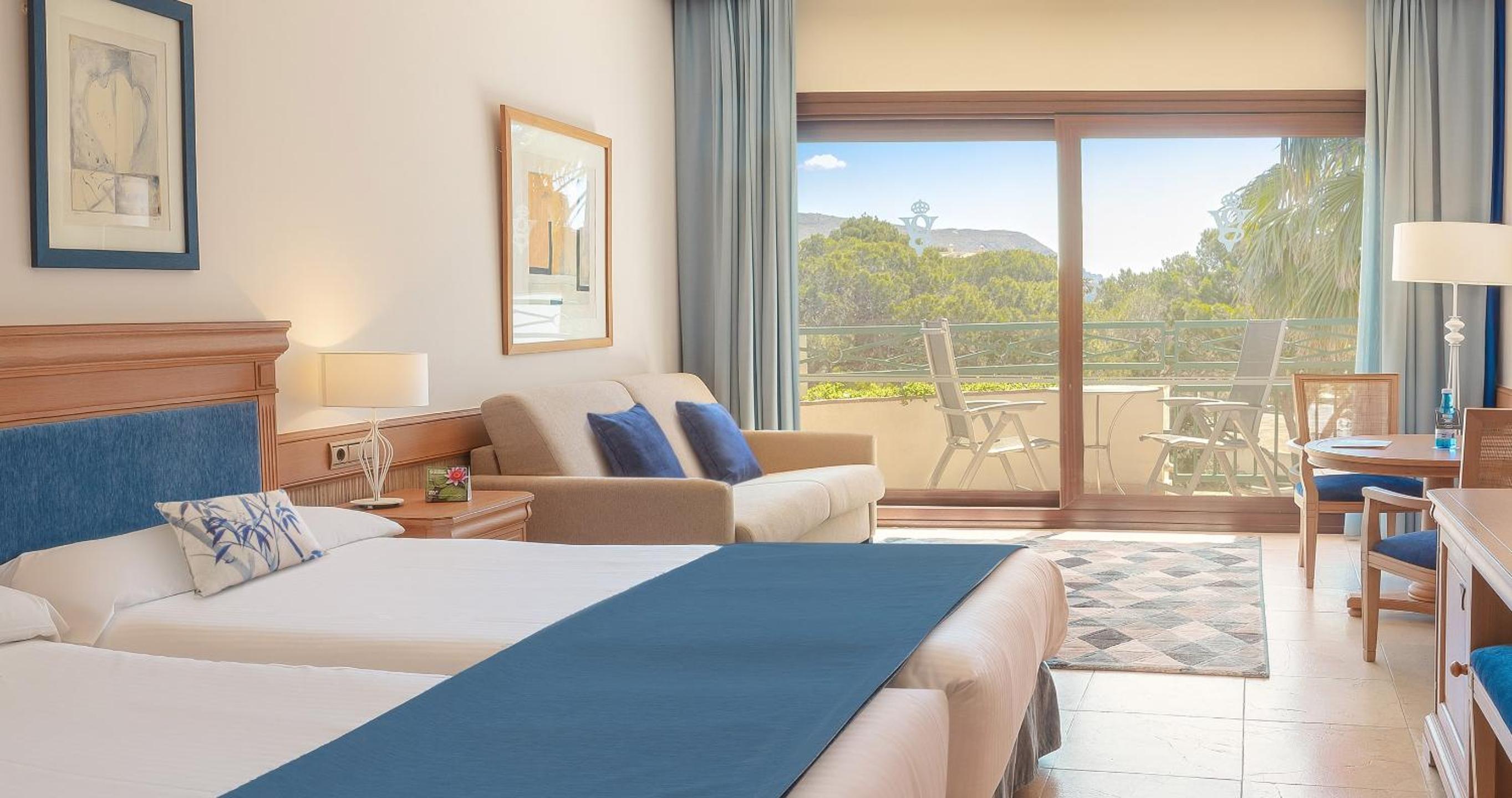 Superior Double or Twin Room - Photo 3