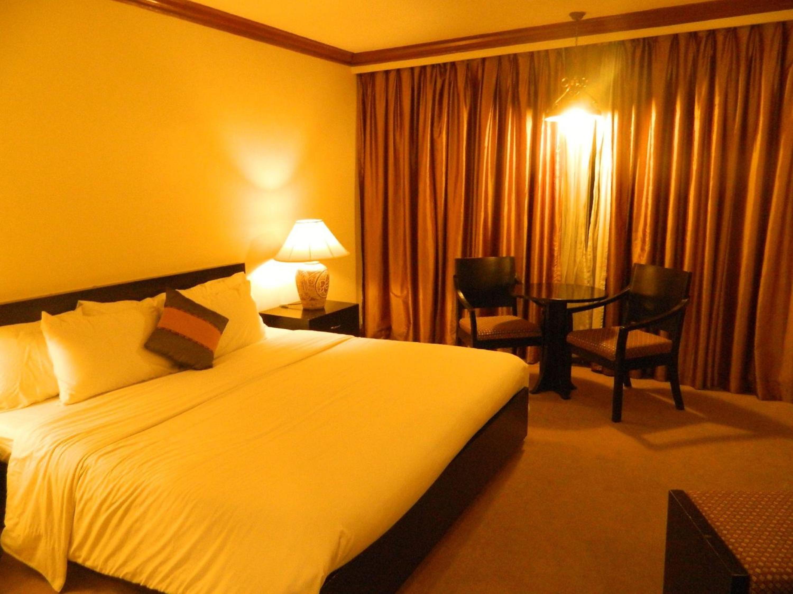 Deluxe Twin Room - Photo 2