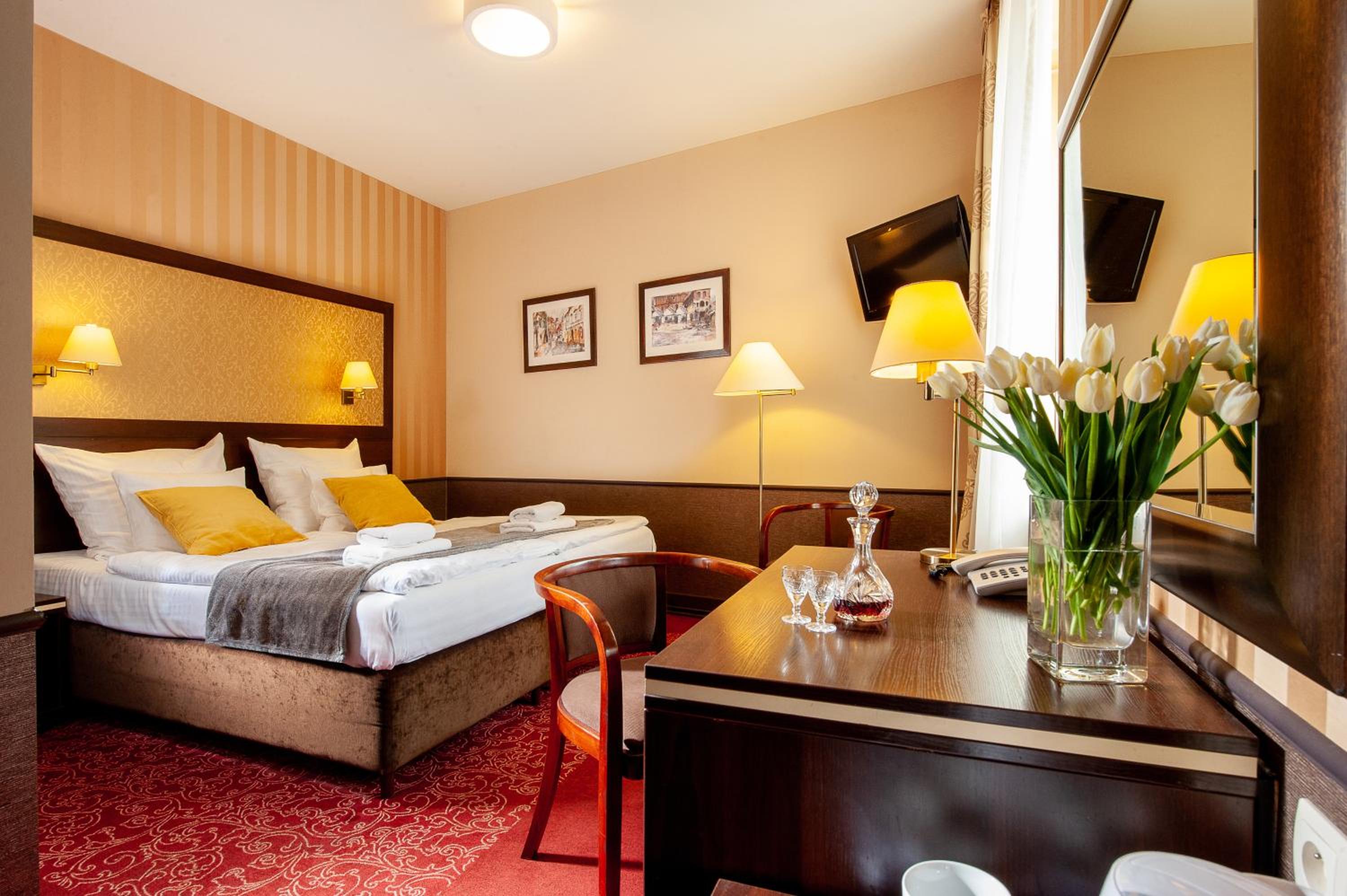 Superior Double or Twin Room - Photo 2