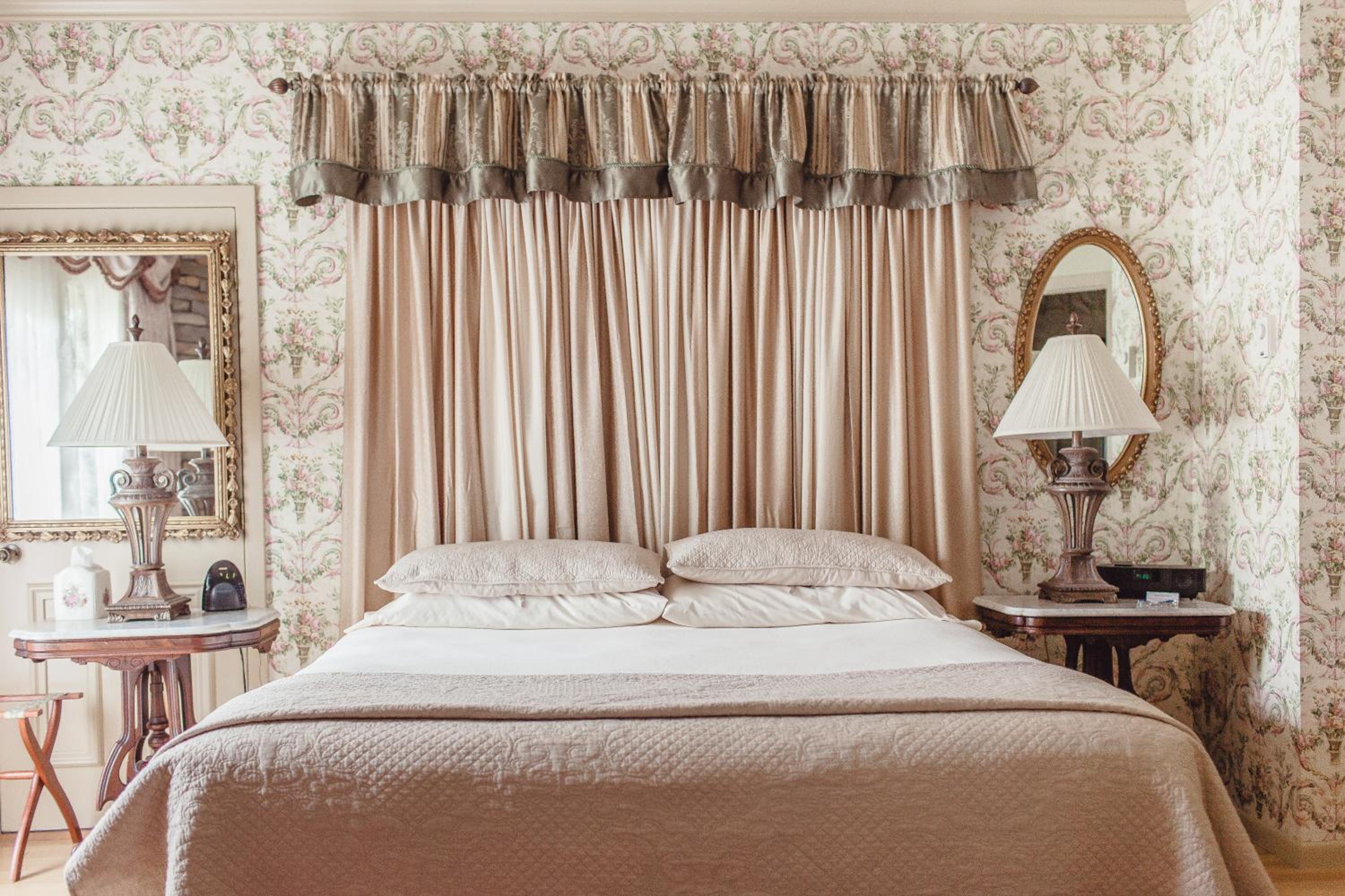 King Suite With Balcony photo 1