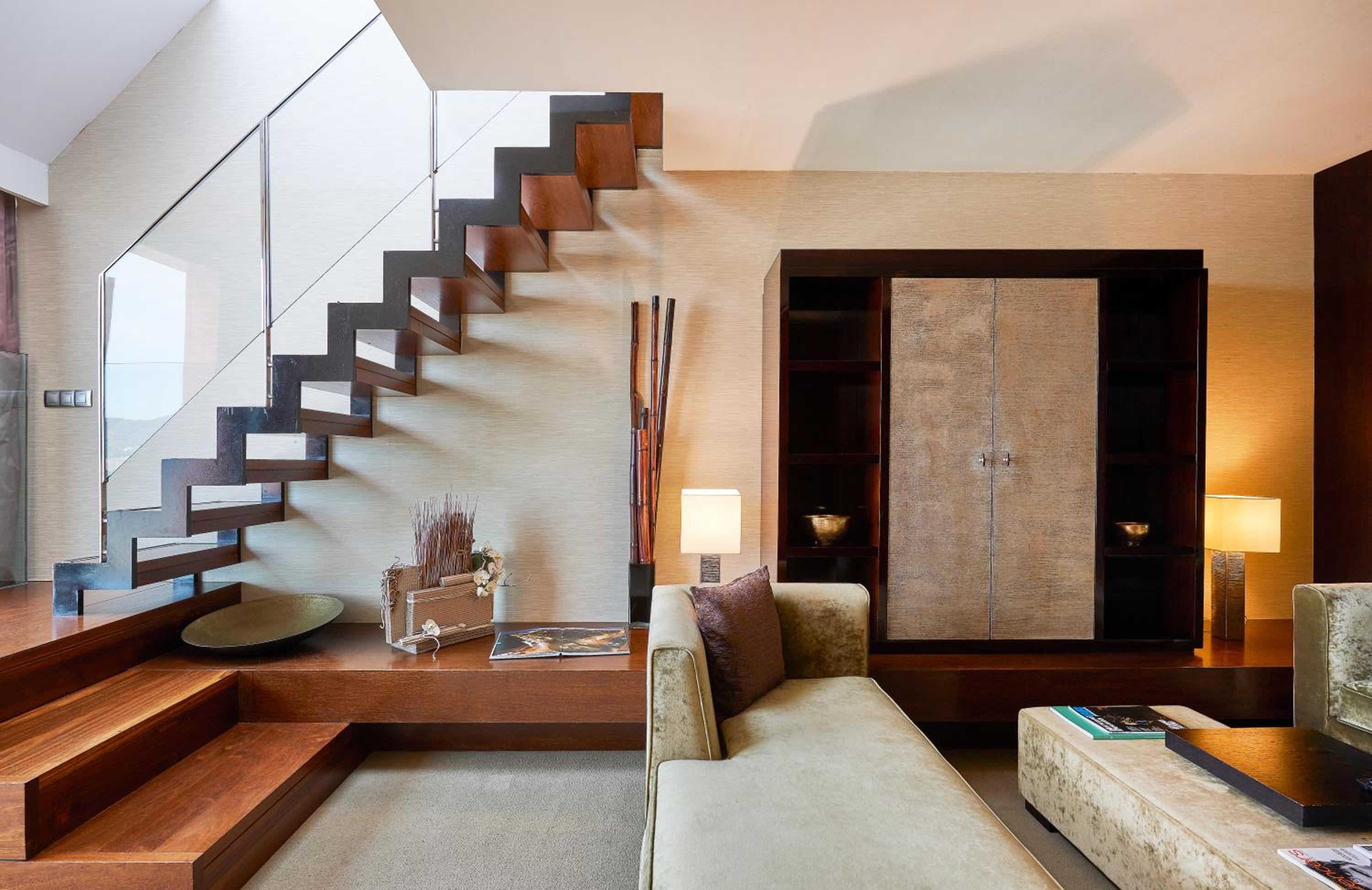 Loft With Panoramic View