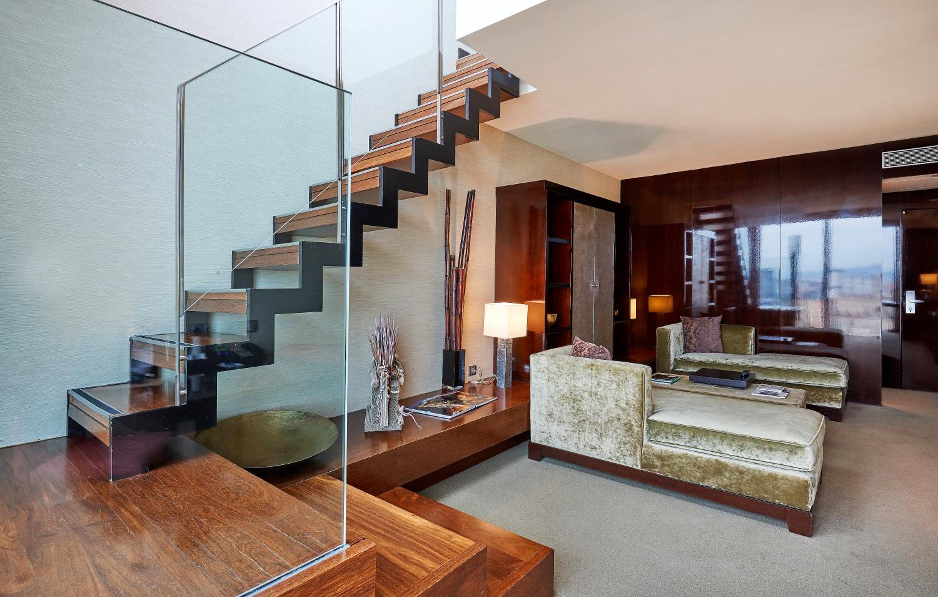 Loft With Panoramic View
