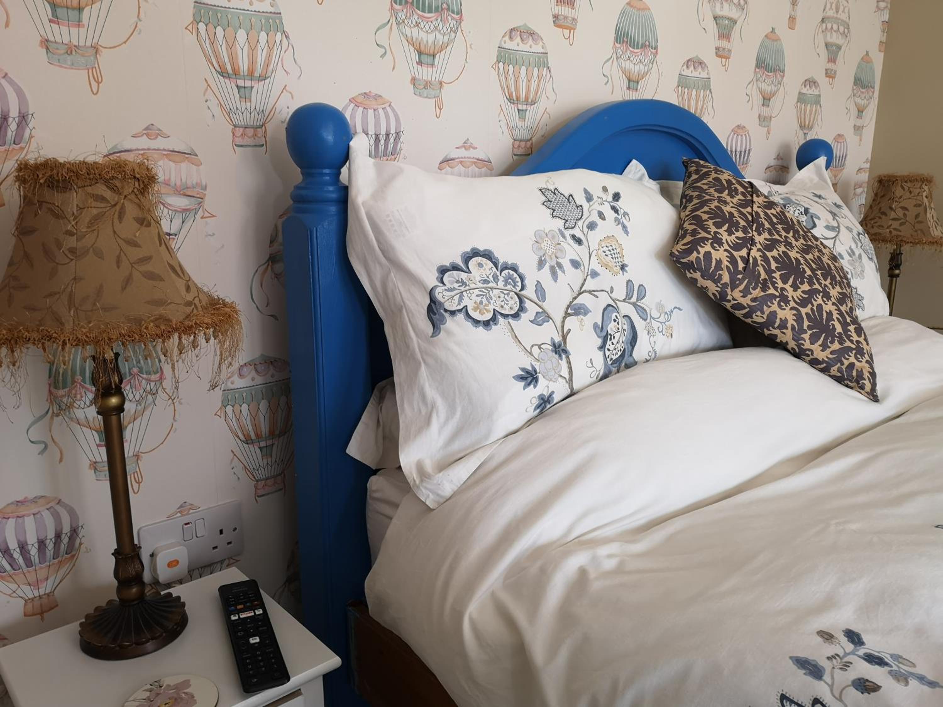 Deluxe Double Room - Photo 11