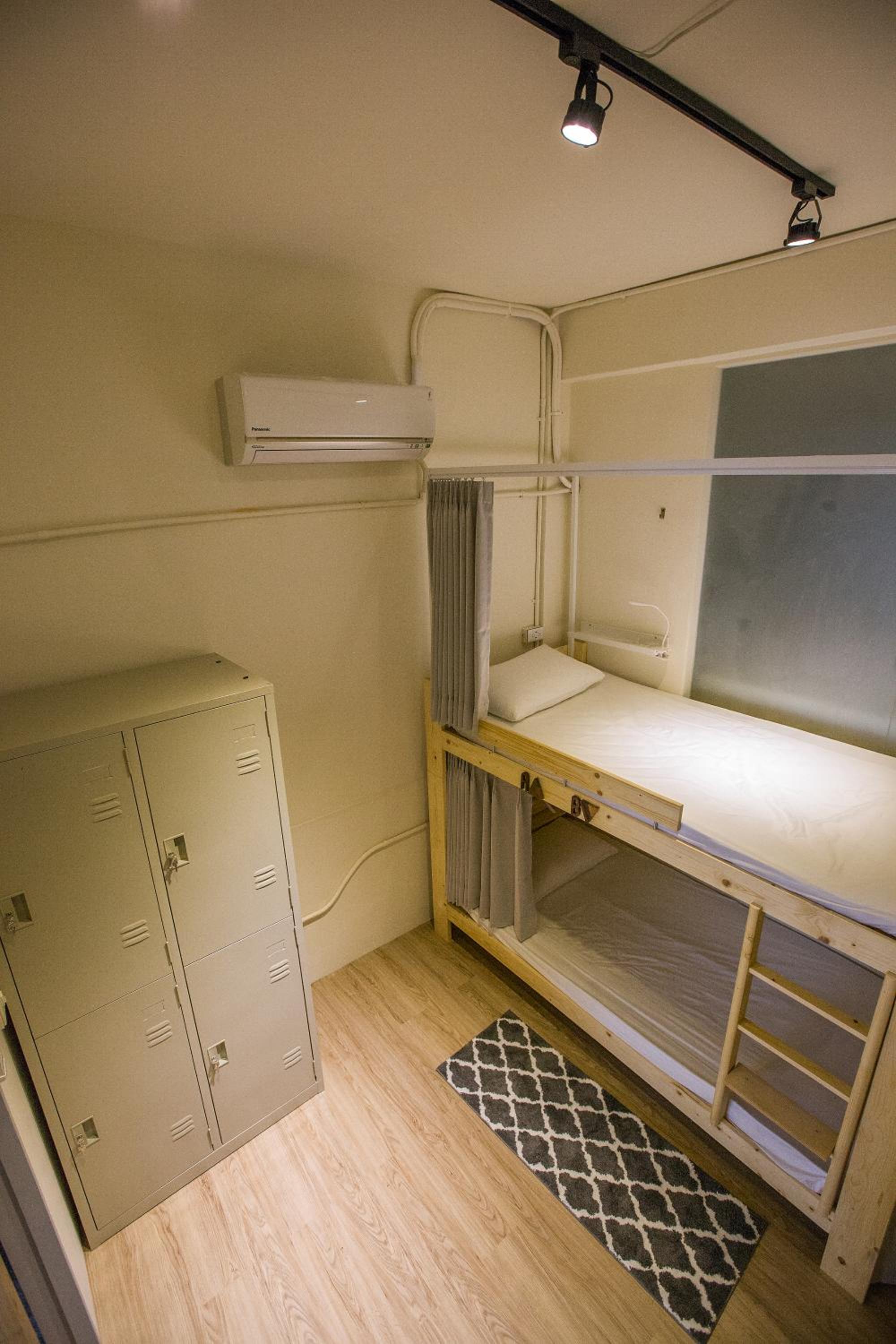 Bunk Bed in Mixed Dormitory Room photo 1