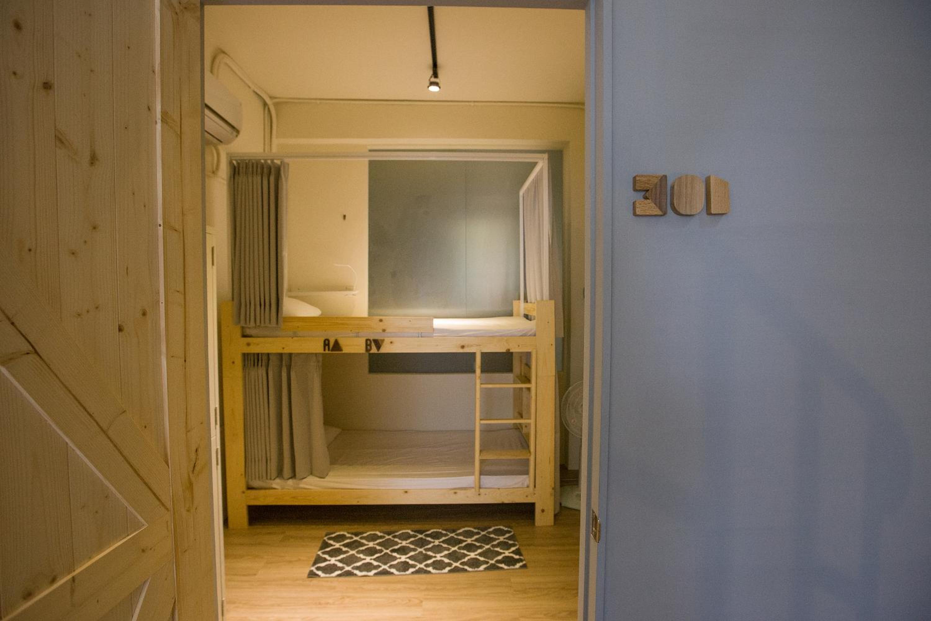 Bunk Bed in Mixed Dormitory Room photo 2