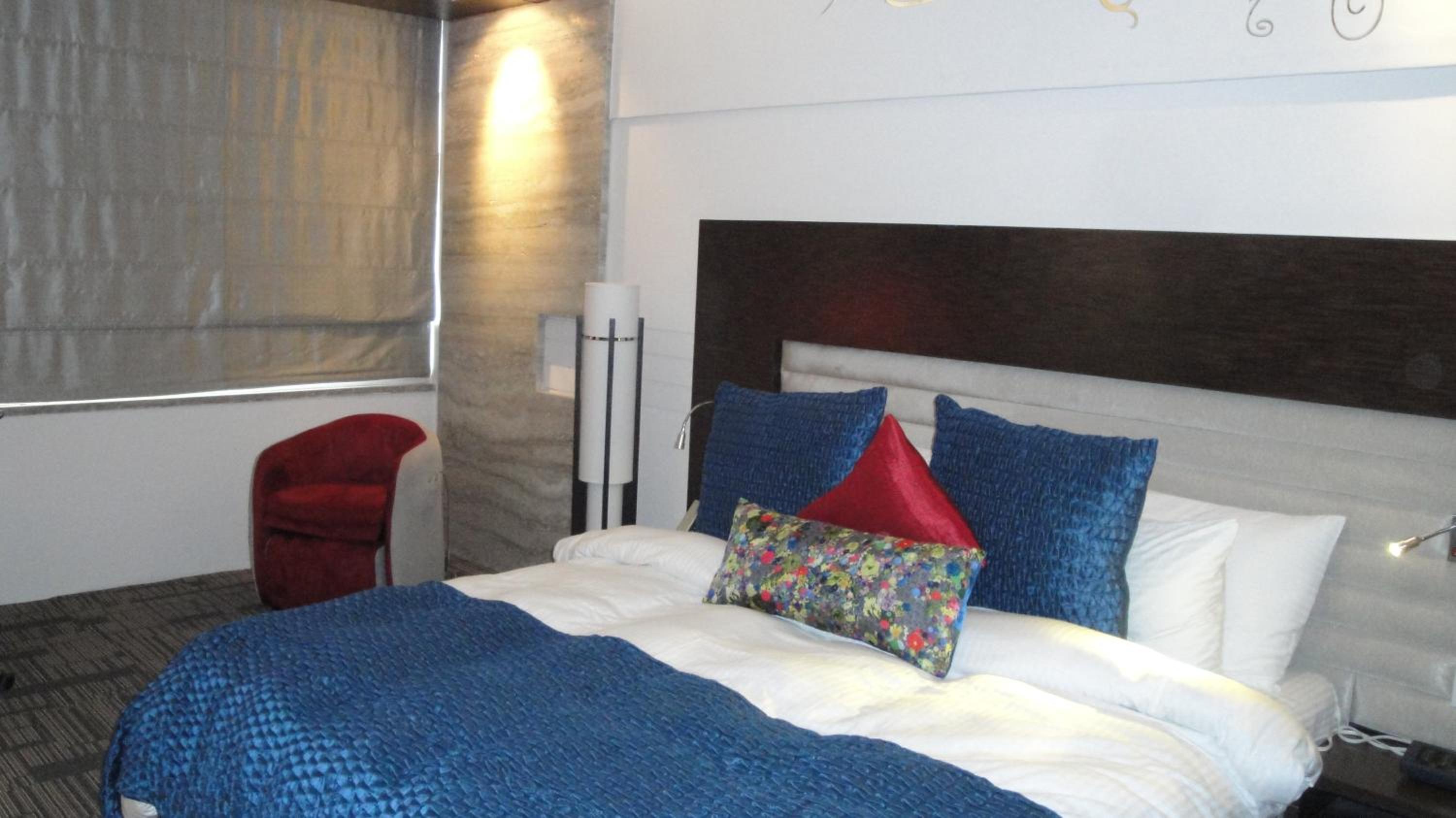 Suite - Photo 6