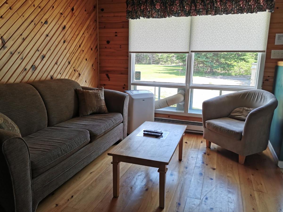One-Bedroom Cottage photo 3