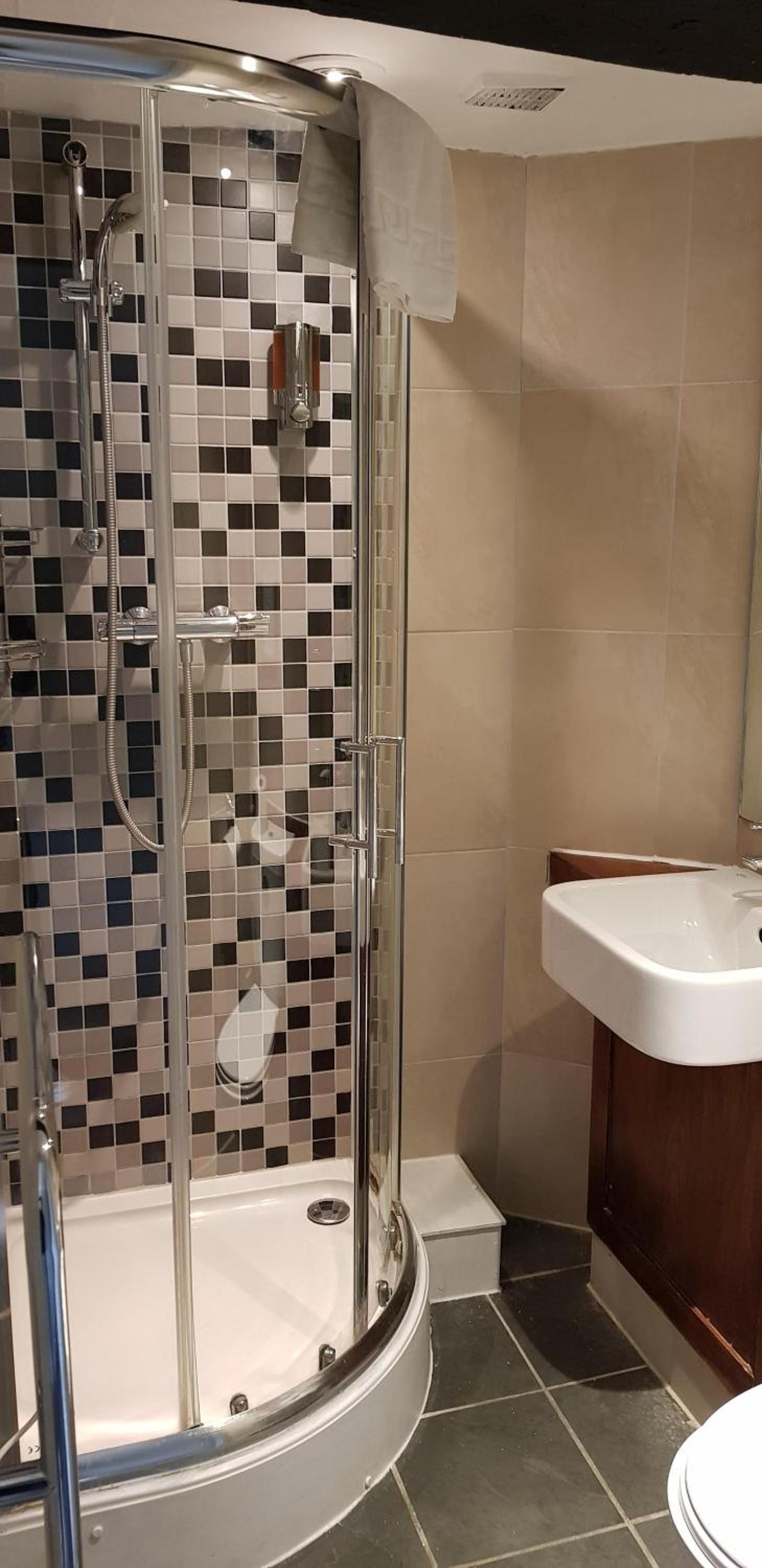Double Room with Private Bathroom photo 2