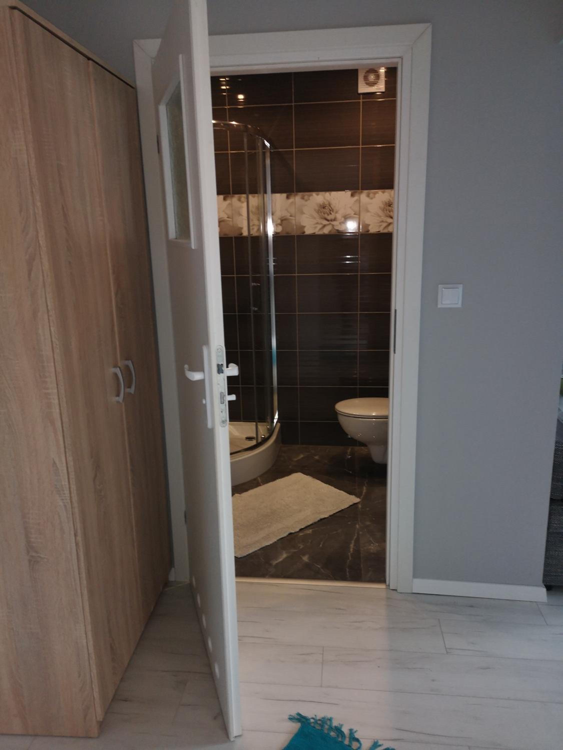 Apartment with Terrace - Photo 2