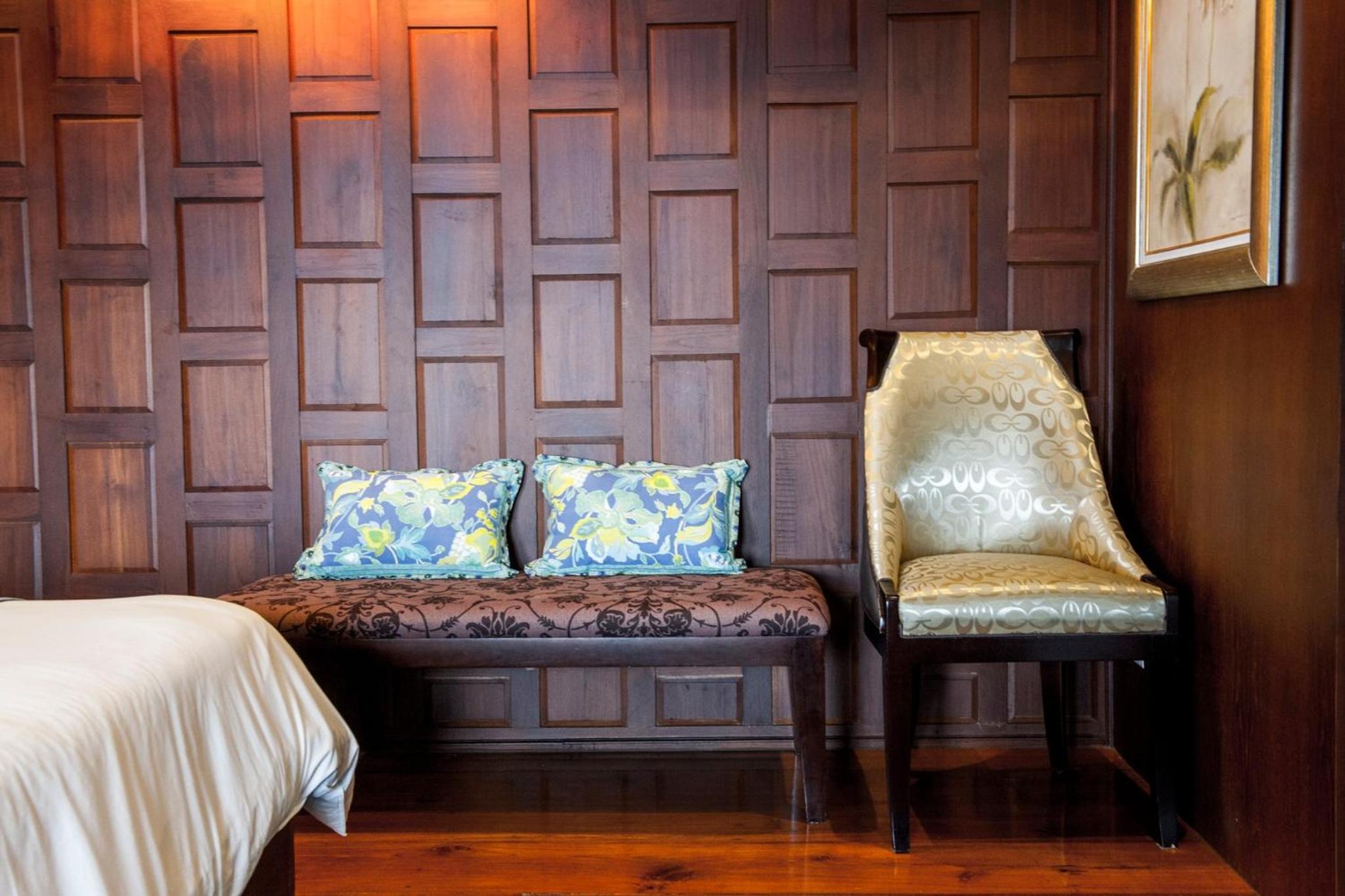 Three-Bedroom Villa - Photo 13