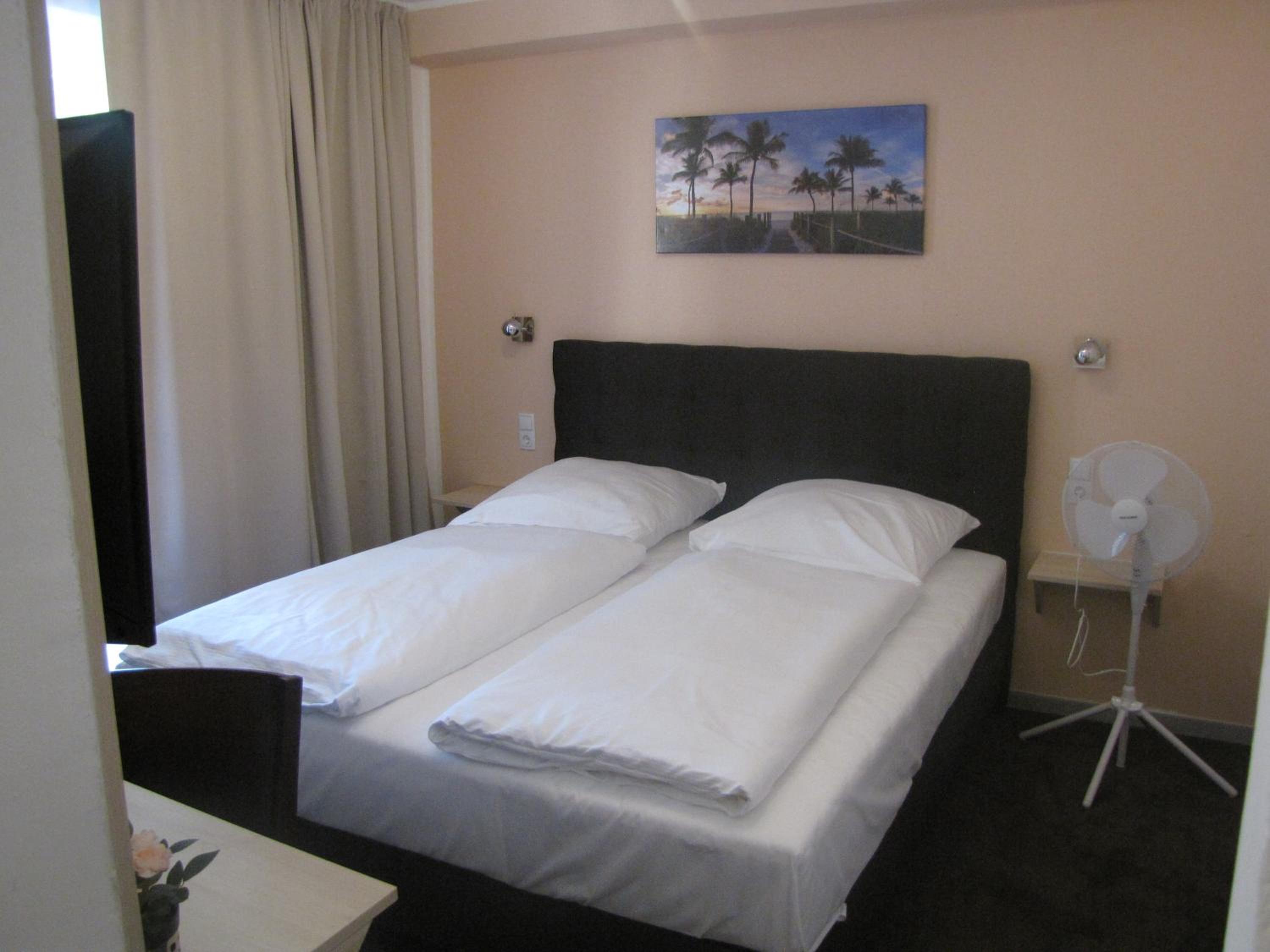 Large Single Room
