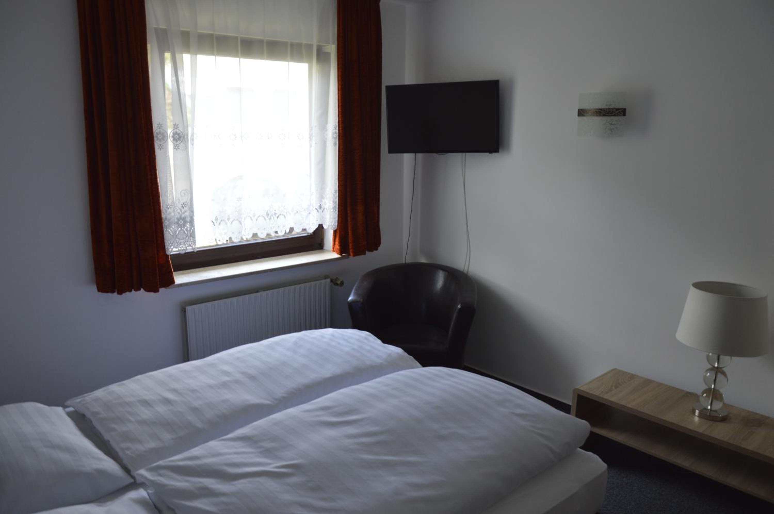 Double Room - Photo 3