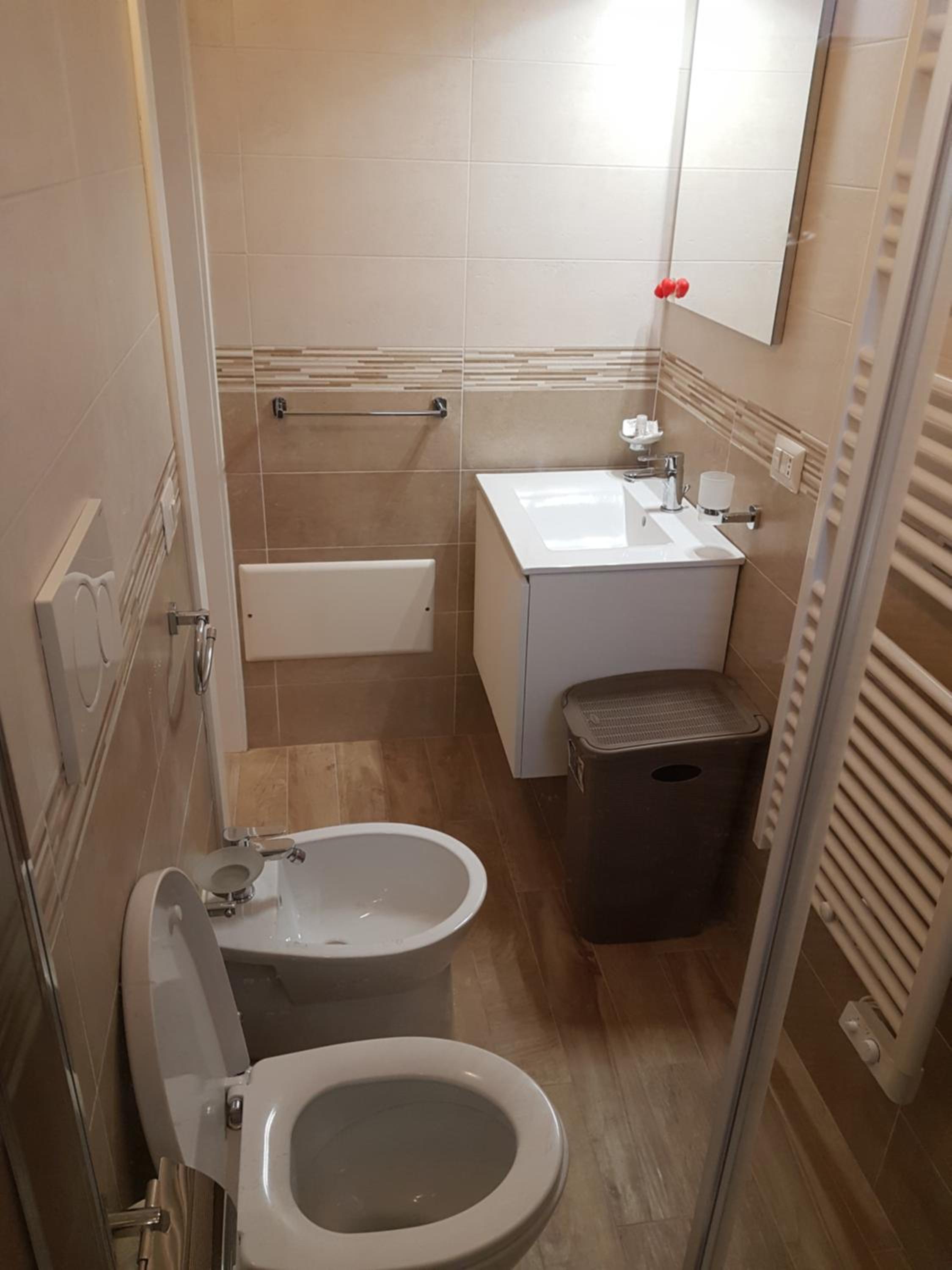 Studio Apartment - Photo 8