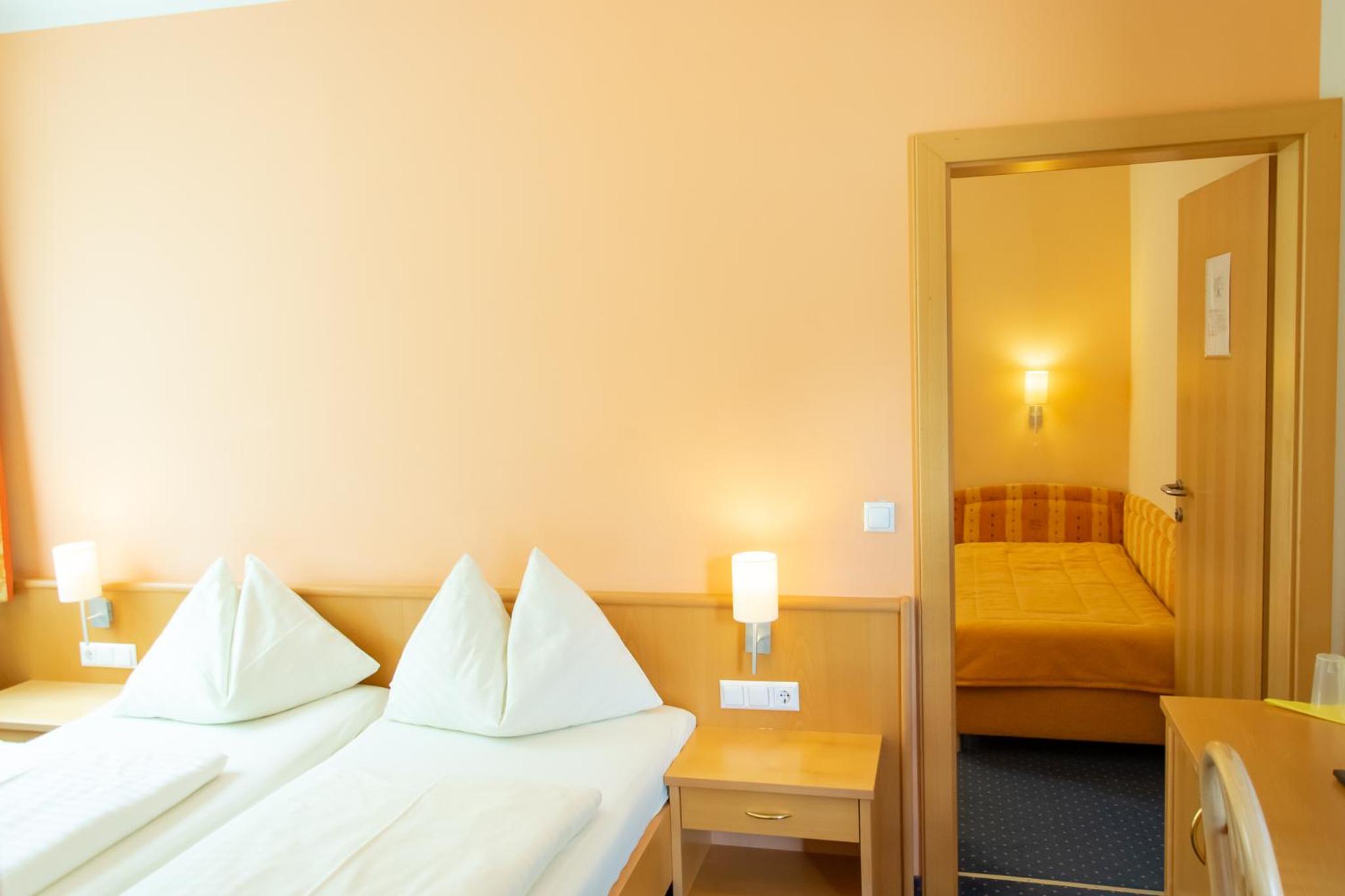 Family Suite with Balcony photo 3