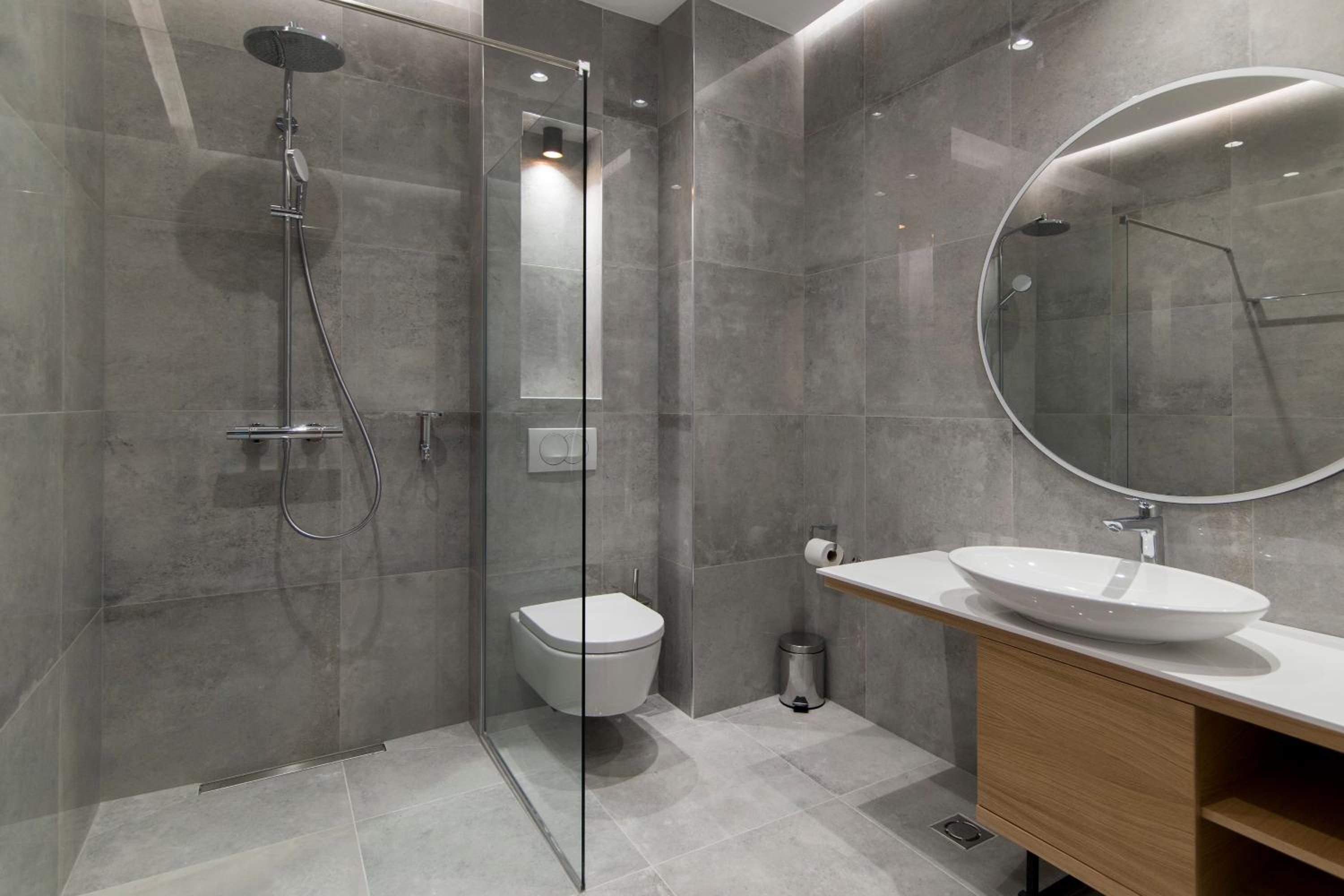 Deluxe Double or Twin Room - Photo 13