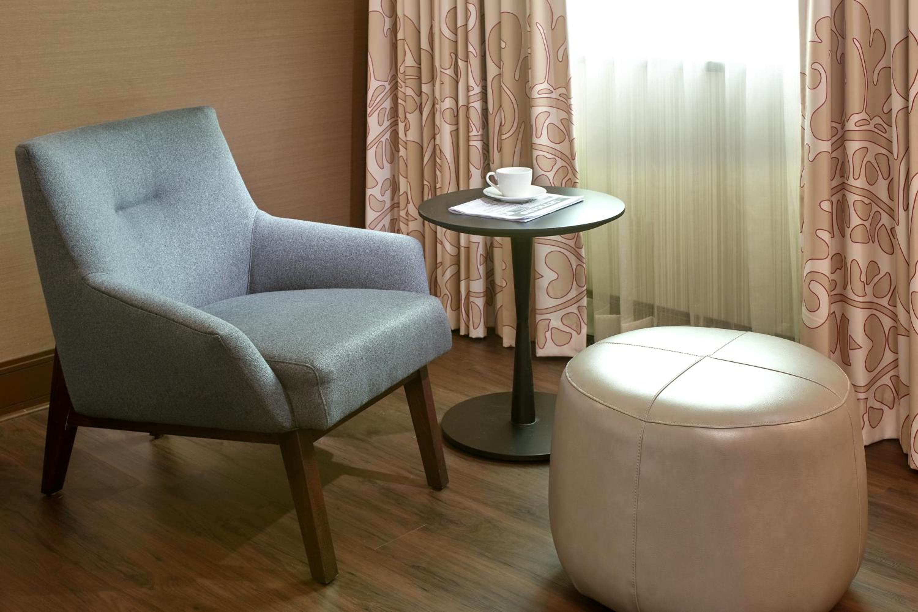 Superior King Room - Photo 12