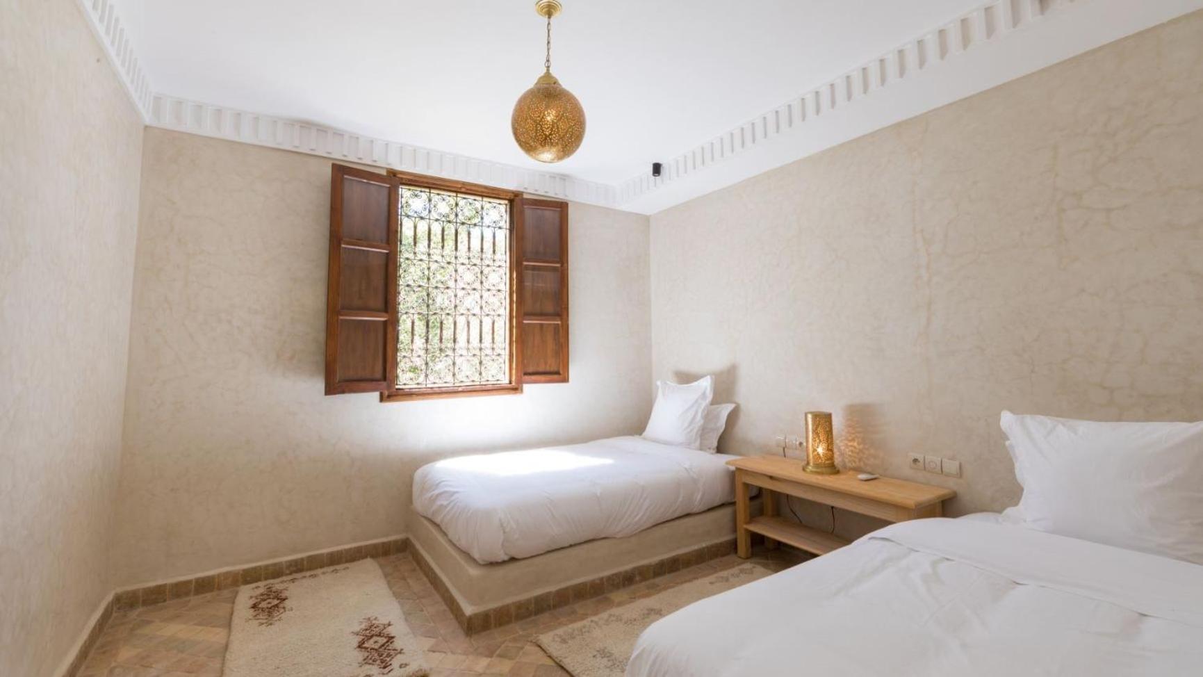 Twin Room - Photo 1