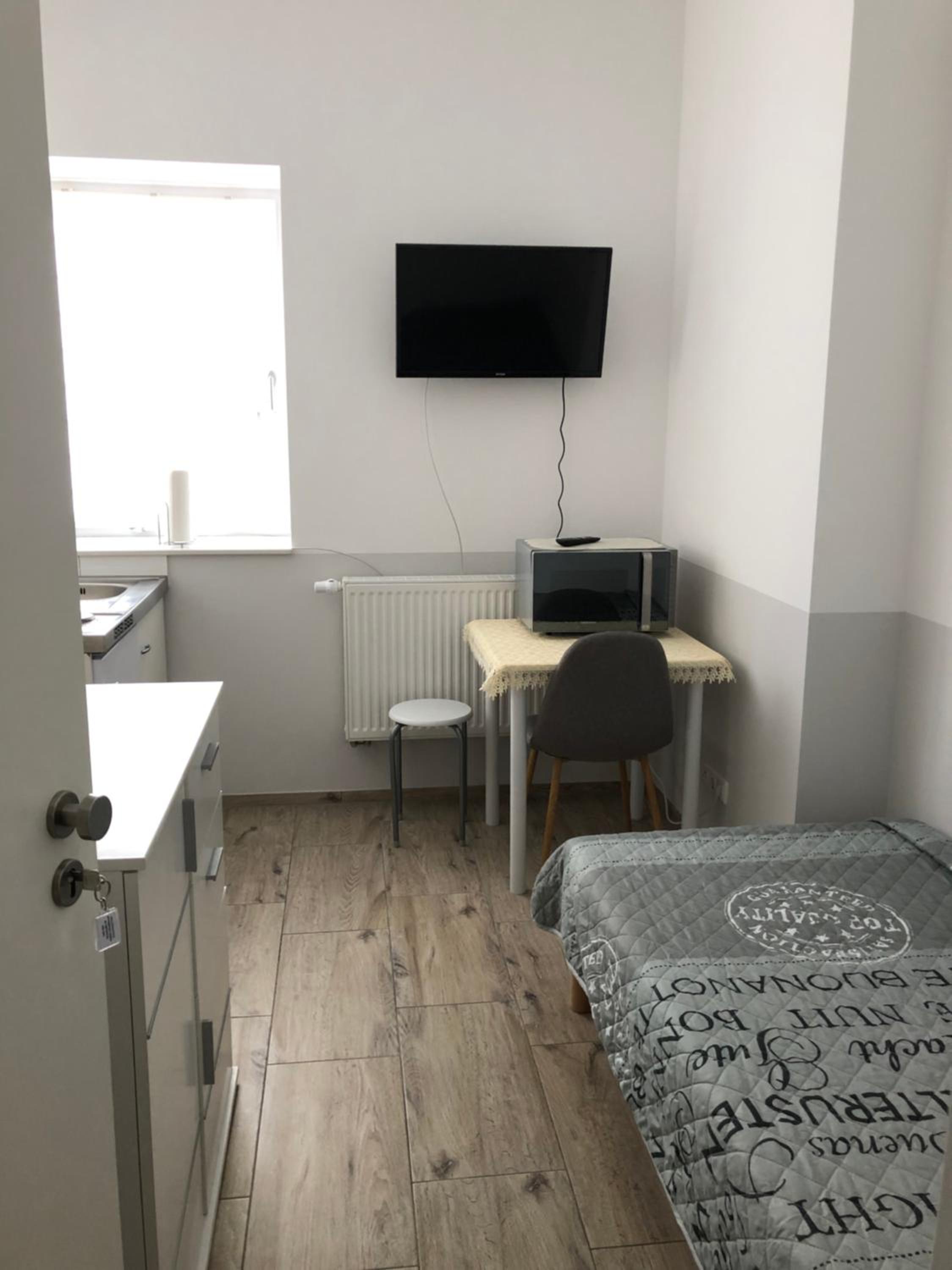 Small Single Room