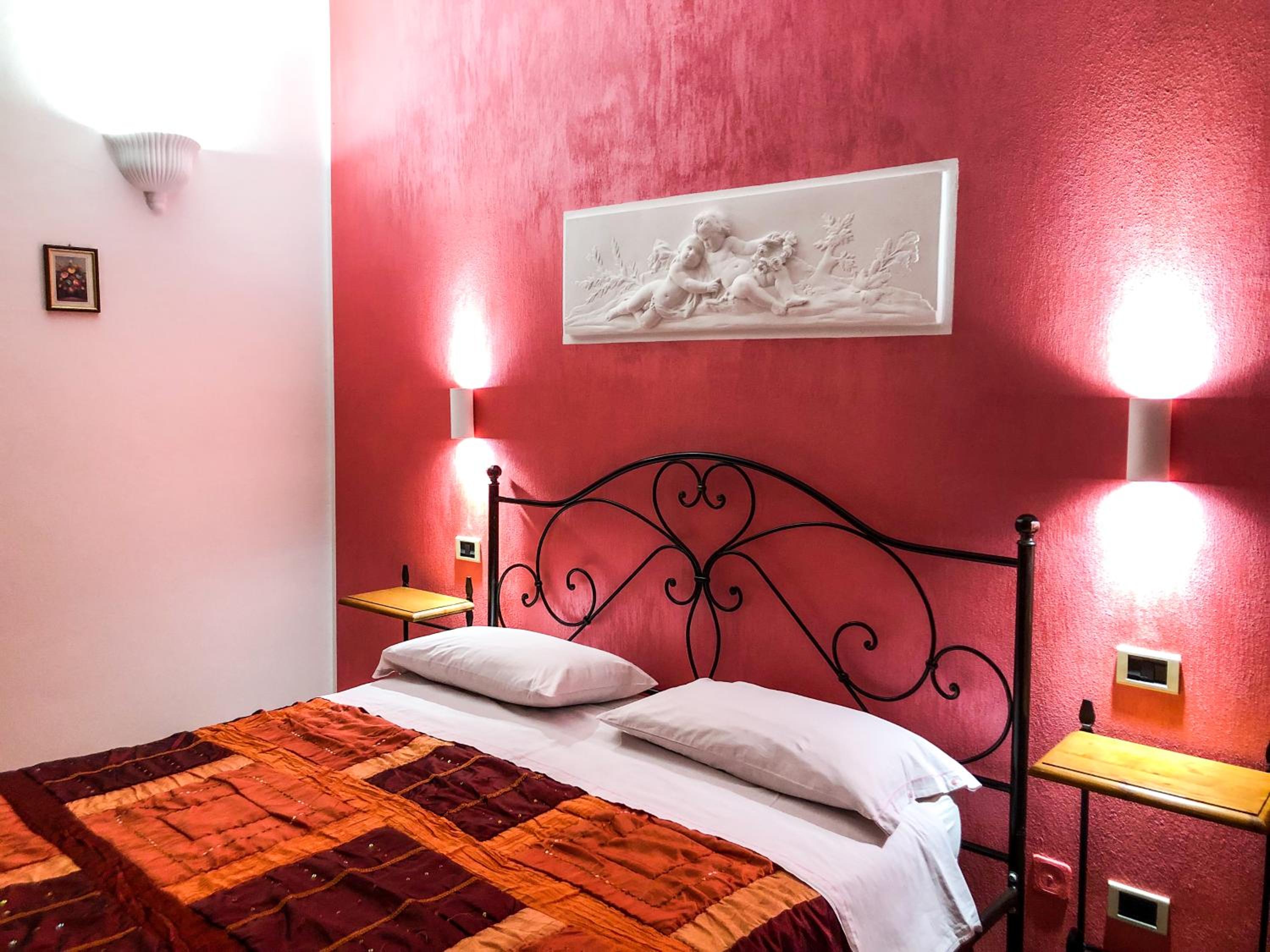 Double Room with Private Bathroom photo 1