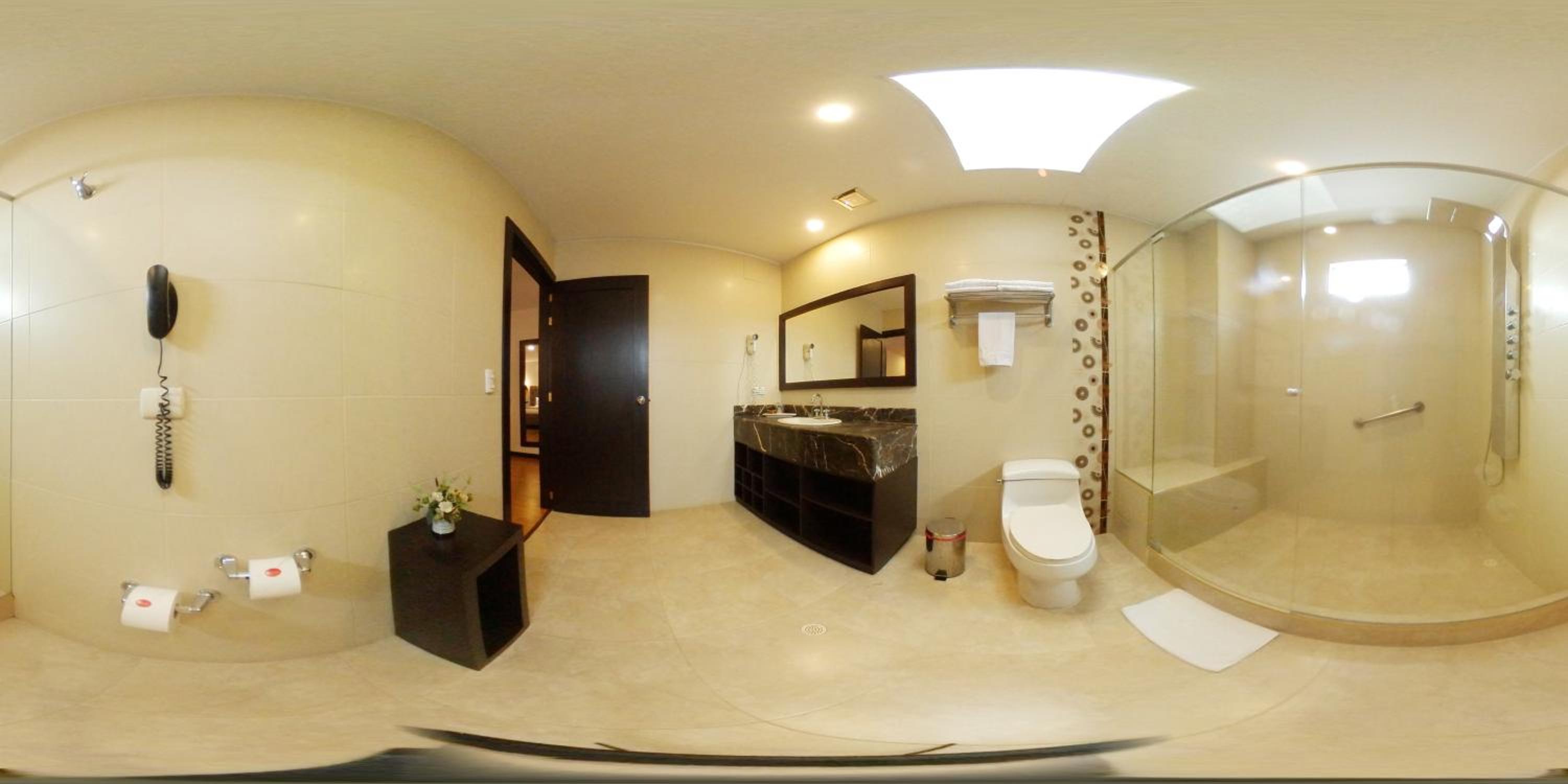Suite photo 2