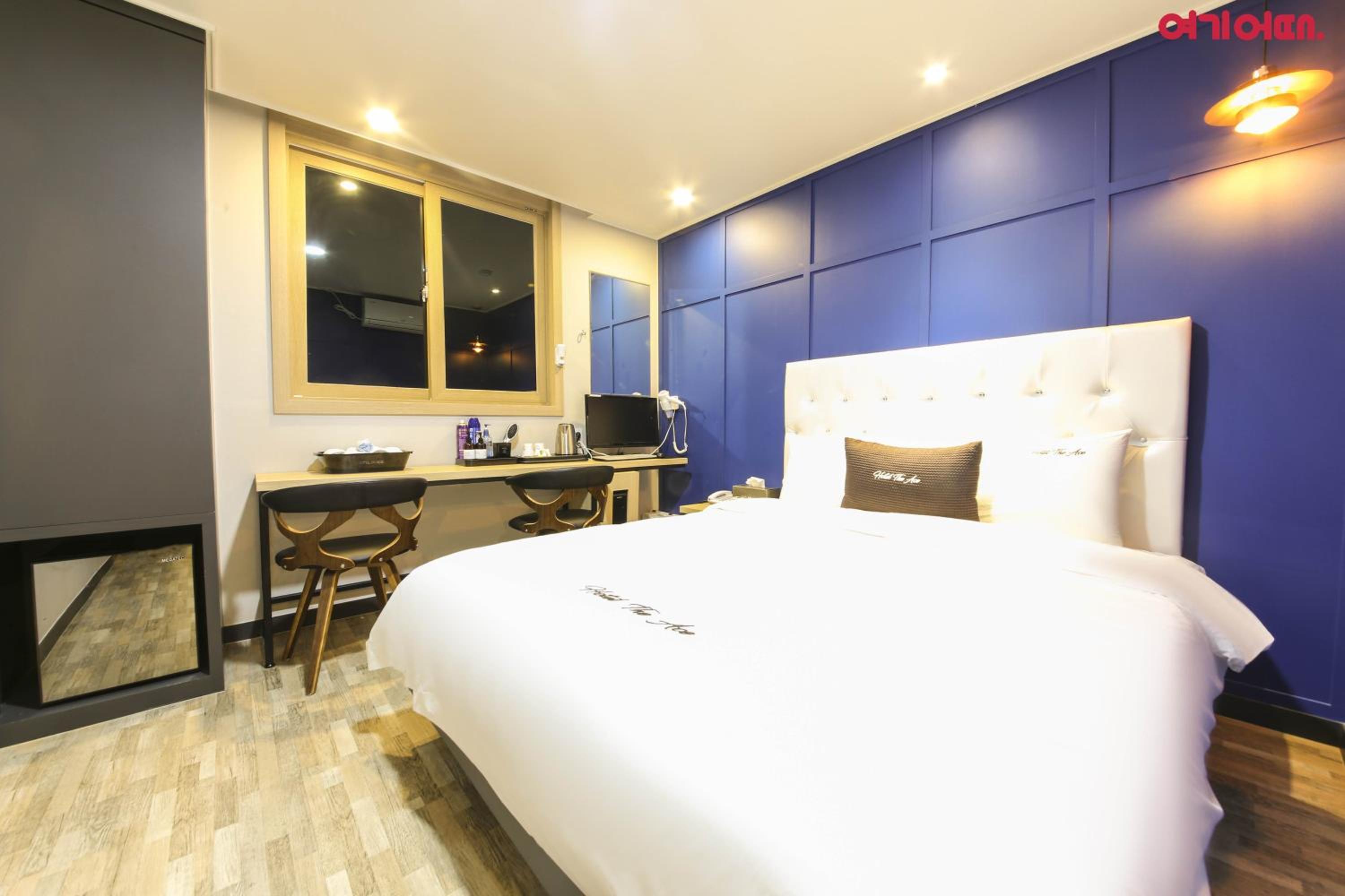 Standard Double Room - Photo 1