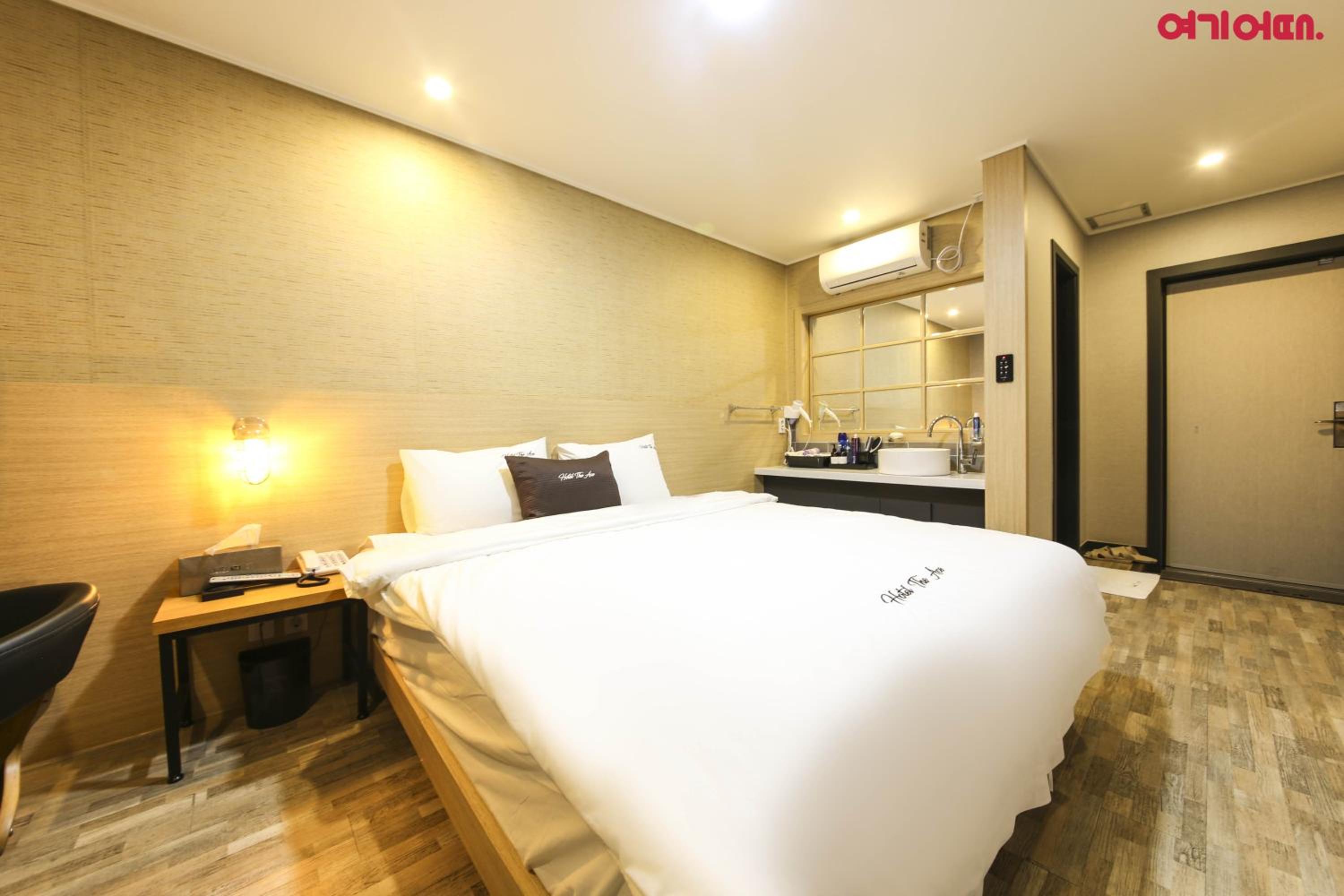 Deluxe Double Room - Photo 5