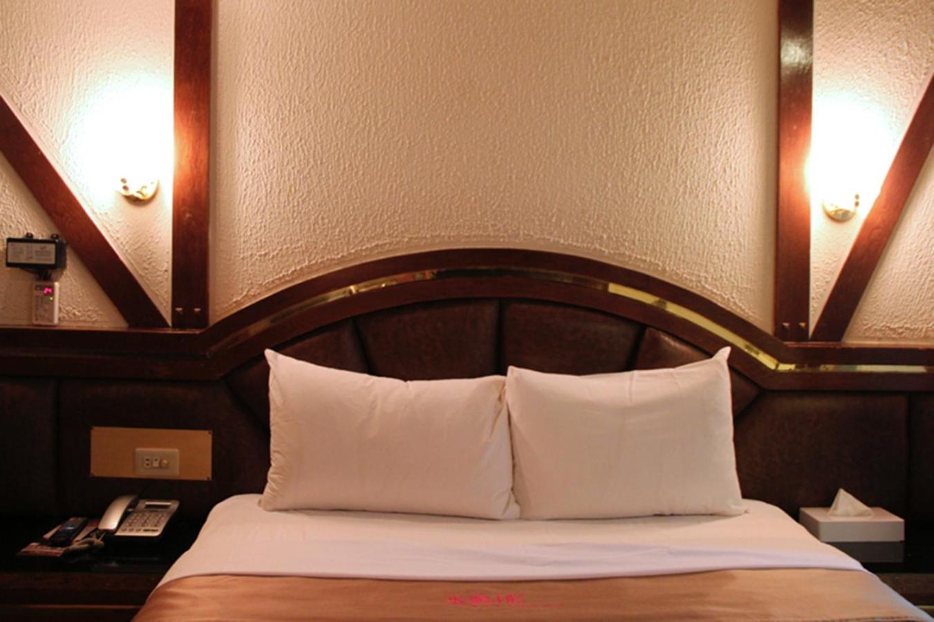 Economy Double Room - No Parking photo 3