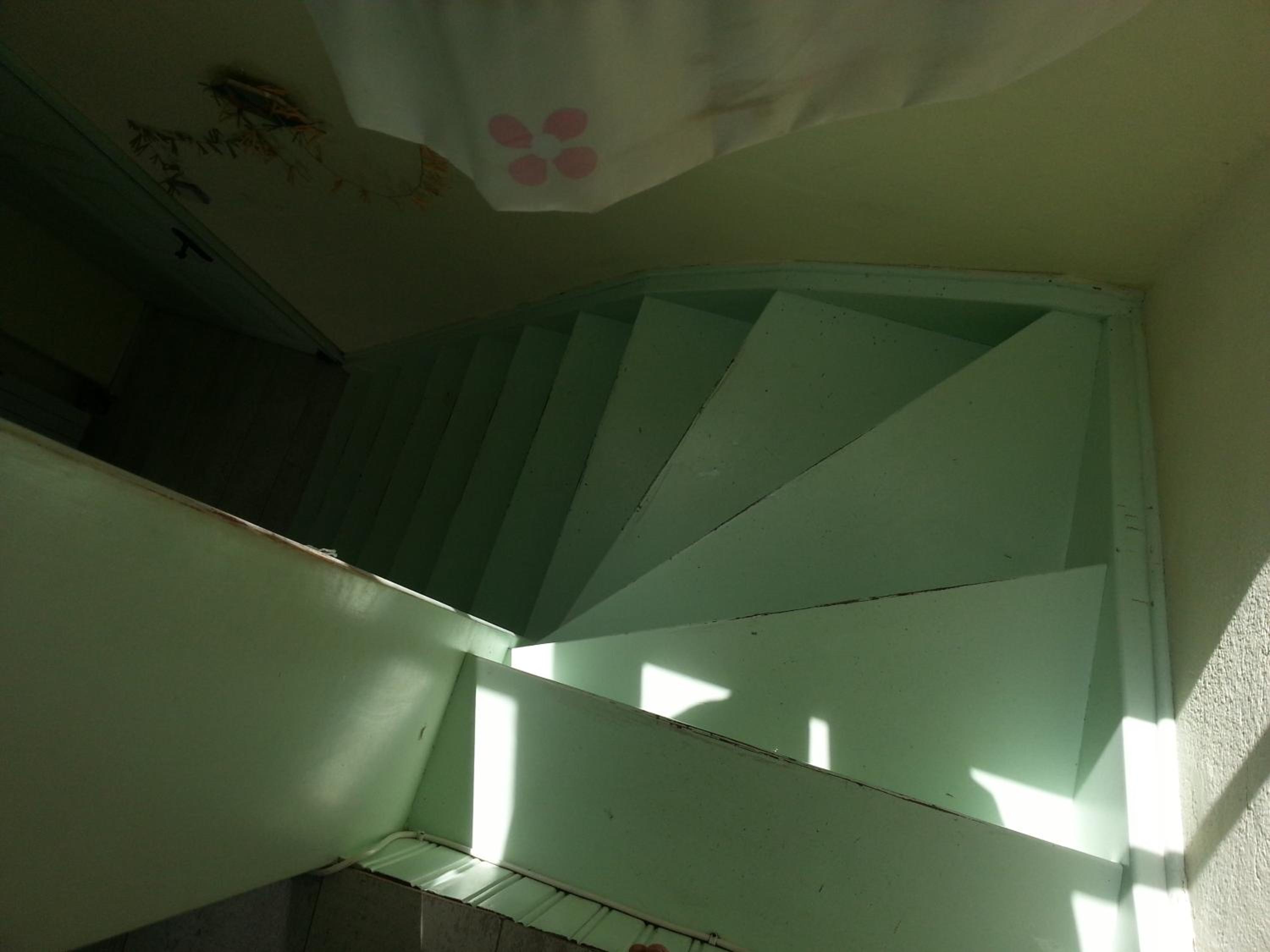 One-Bedroom Apartment - Split Level
