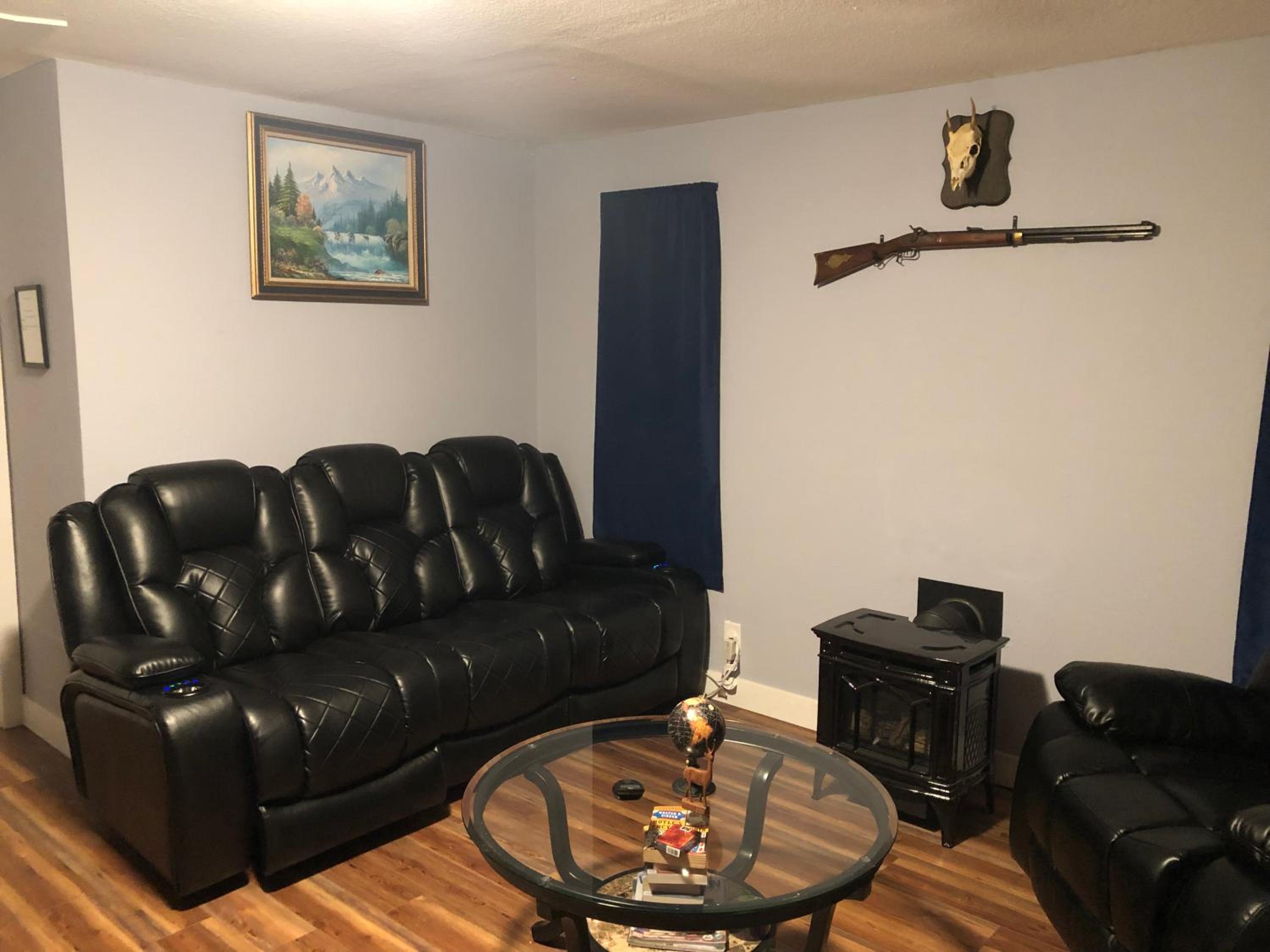 Two-Bedroom House - Photo 32