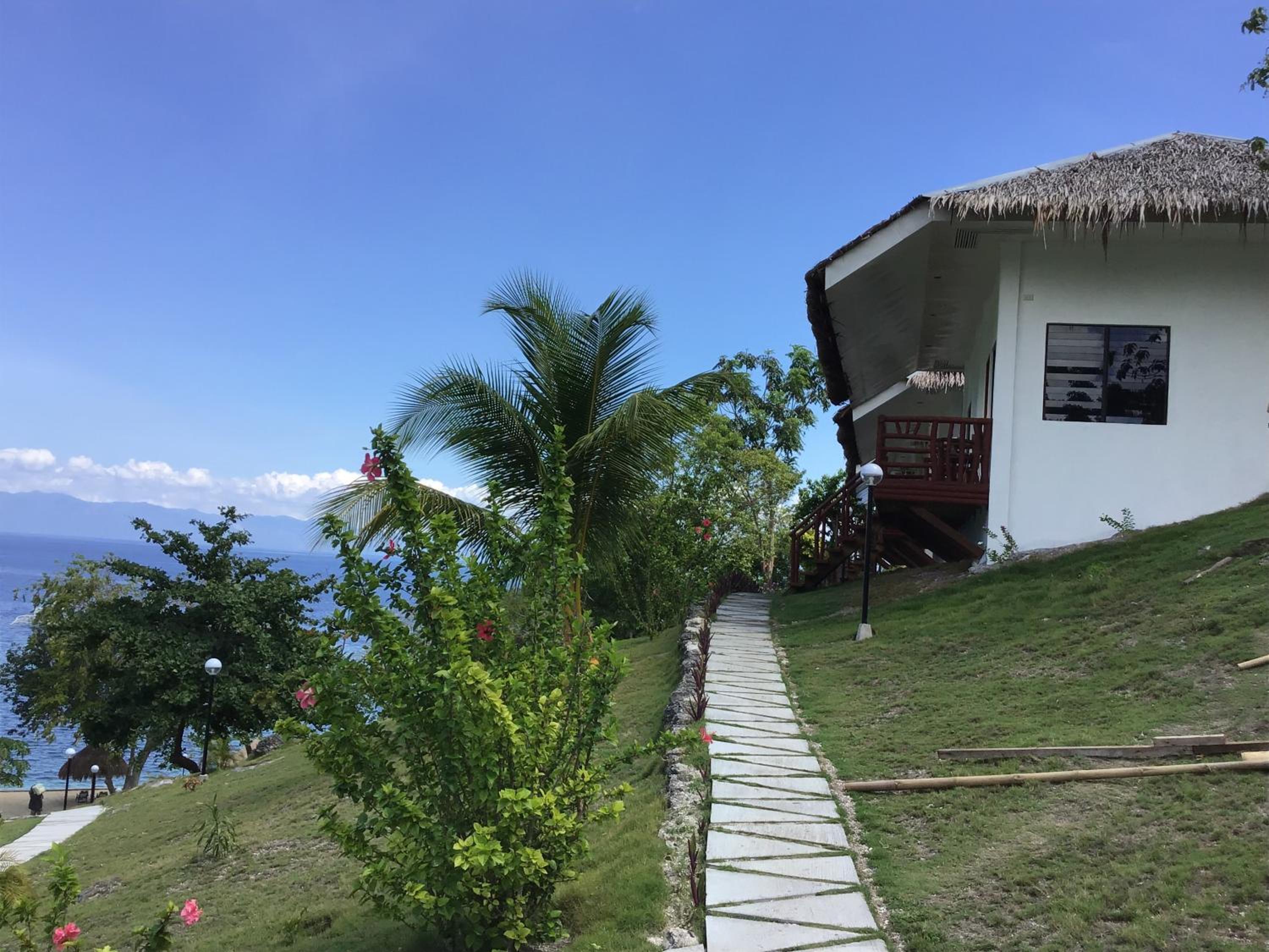 Deluxe Double Room with Balcony and Sea View - Photo 19