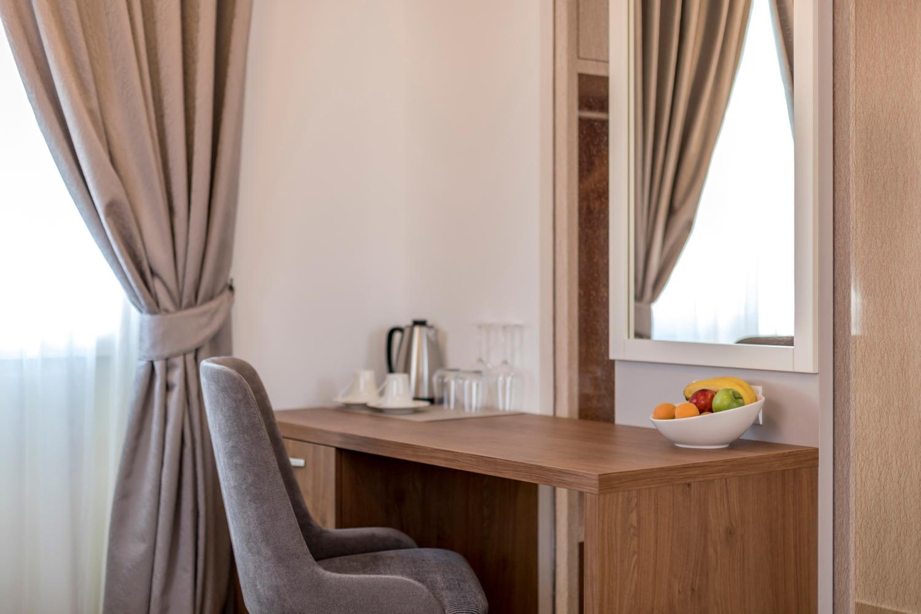 Superior Double or Twin Room photo 2